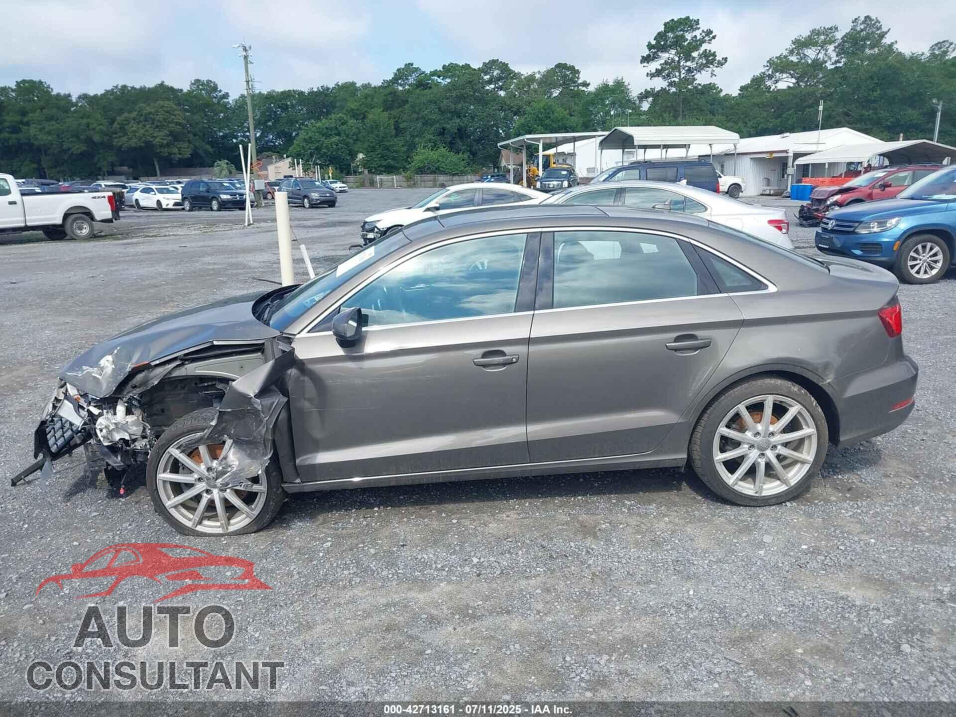 AUDI A3 2015 - WAUEFGFF6F1065878