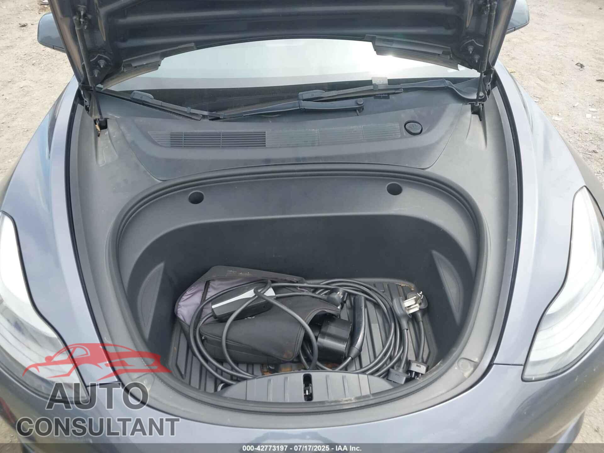 TESLA MODEL 3 2023 - 5YJ3E1EA2PF402765
