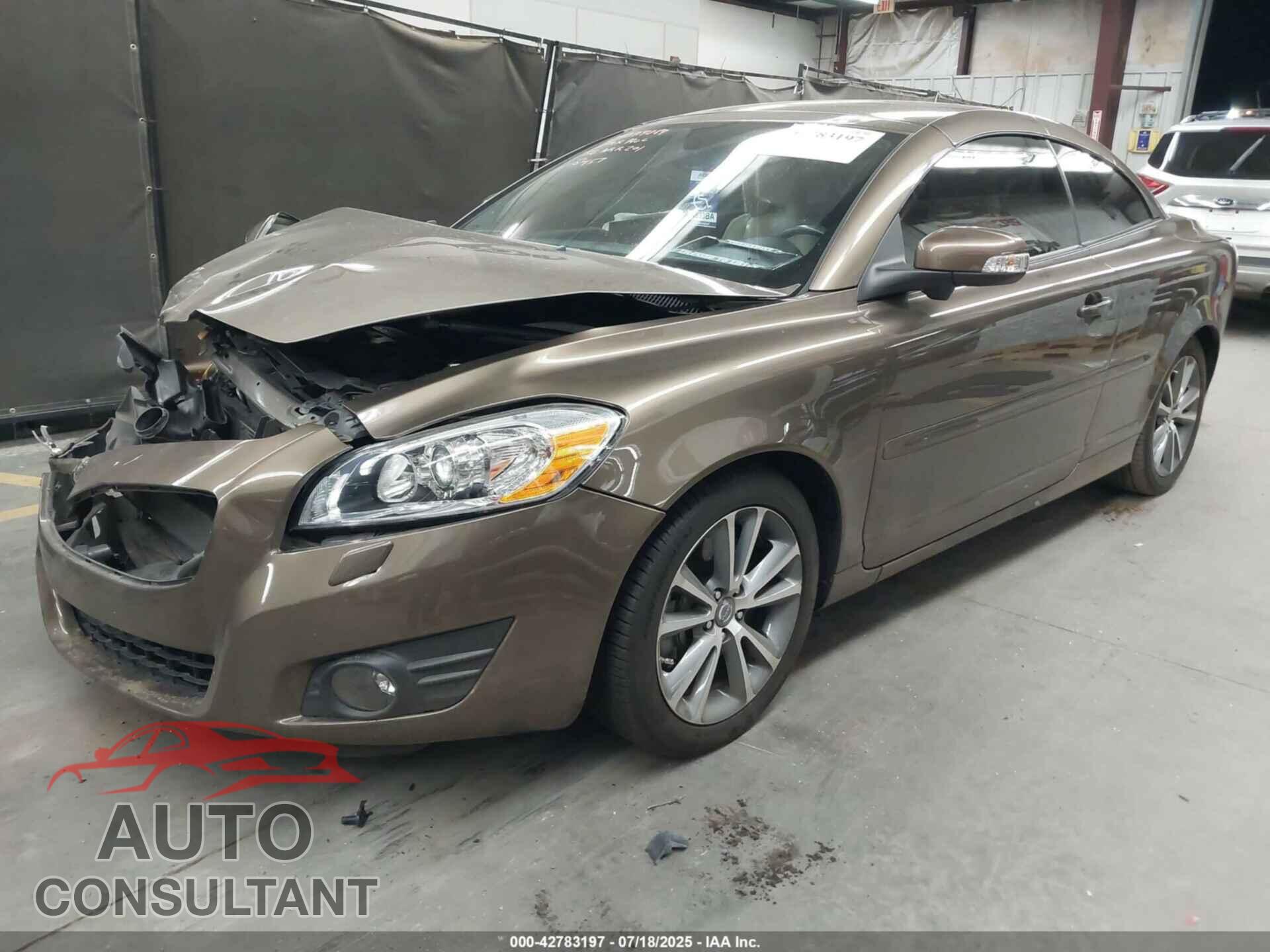VOLVO C70 2012 - YV1672MC5CJ128457