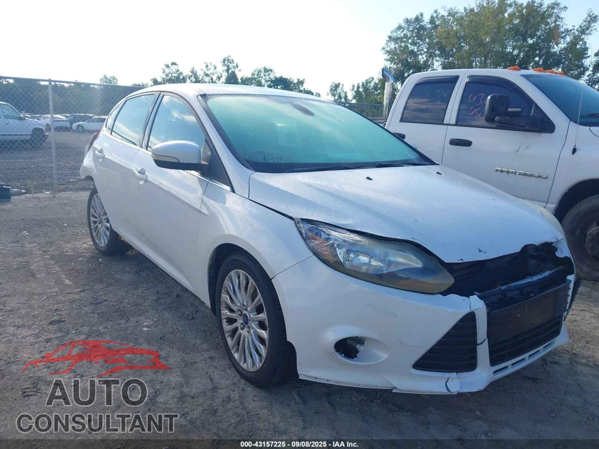 FORD FOCUS 2012 - 1FAHP3N21CL248521