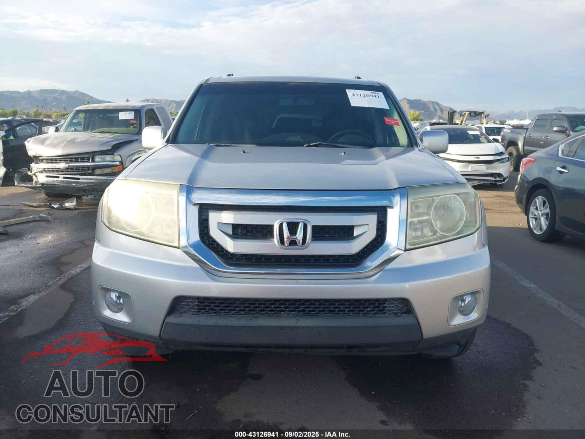 HONDA PILOT 2011 - 5FNYF4H91BB036876