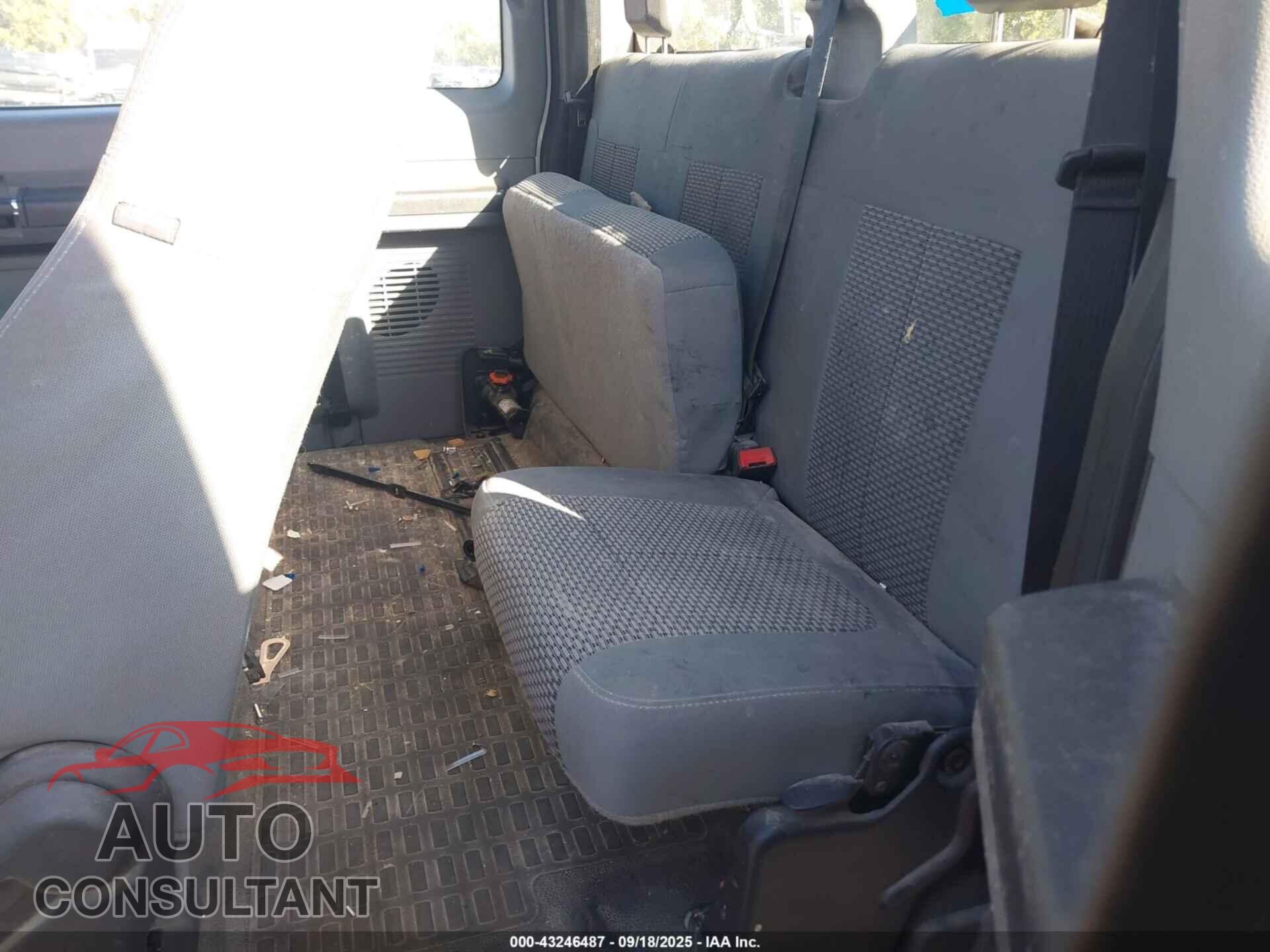 FORD F-250 2015 - 1FT7X2B65FEC17210