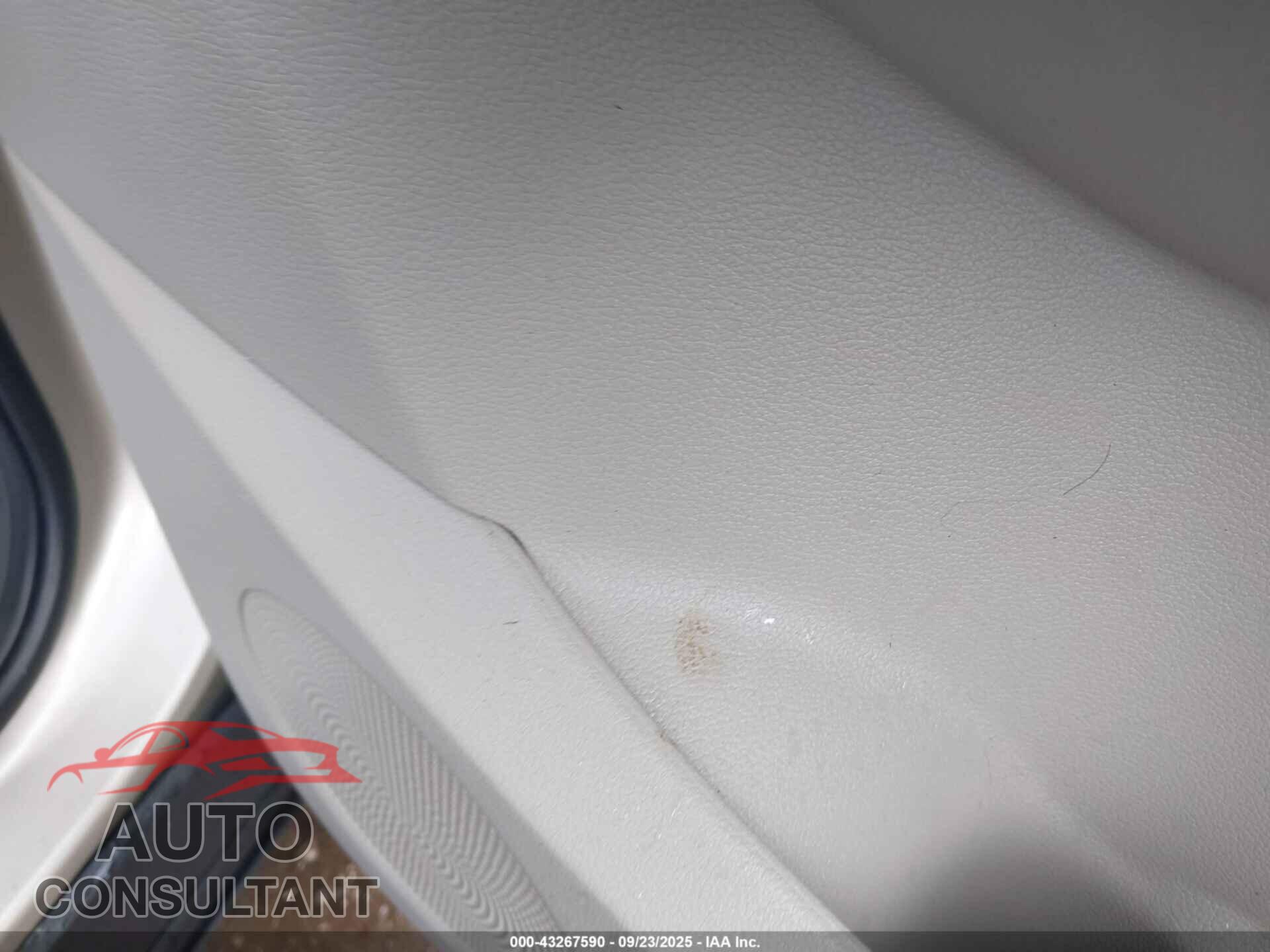 FORD ESCAPE 2017 - 1FMCU9J96HUD18207