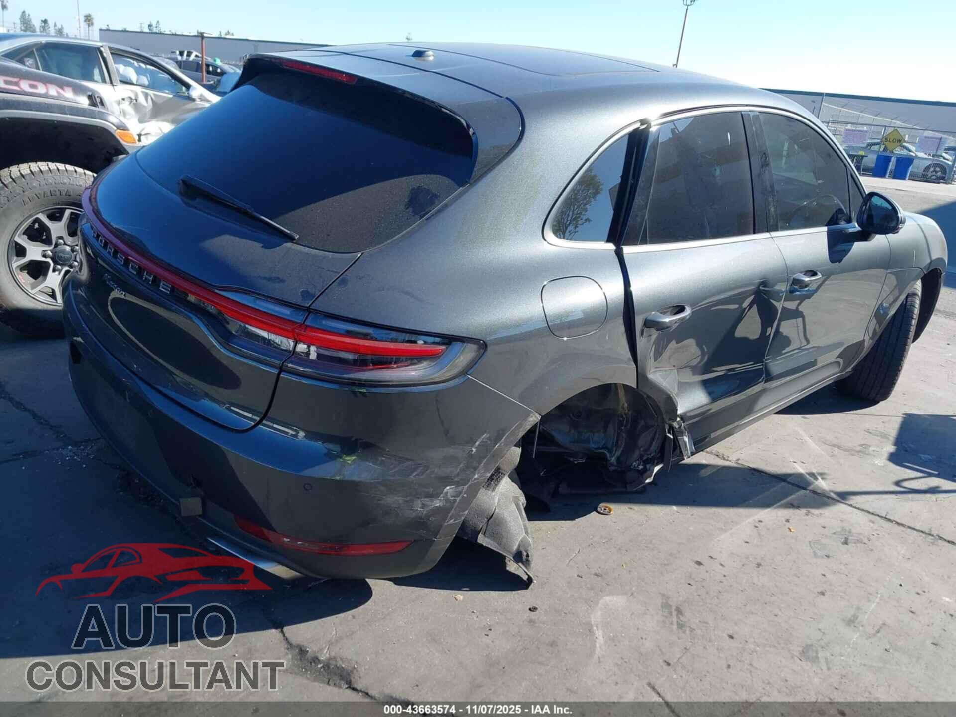 PORSCHE MACAN 2021 - WP1AA2A5XMLB05431
