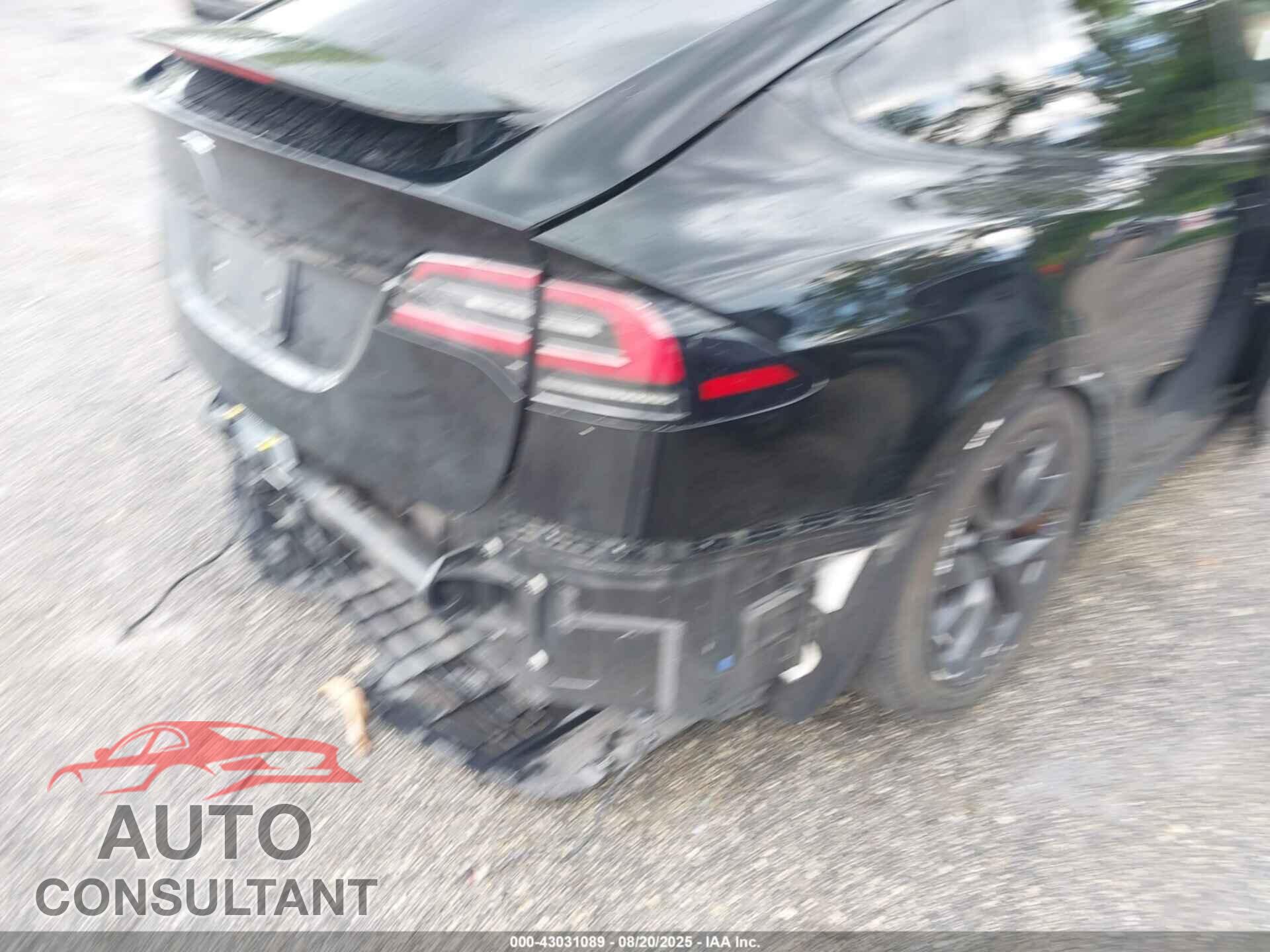 TESLA MODEL X 2023 - 7SAXCAE52PF383910