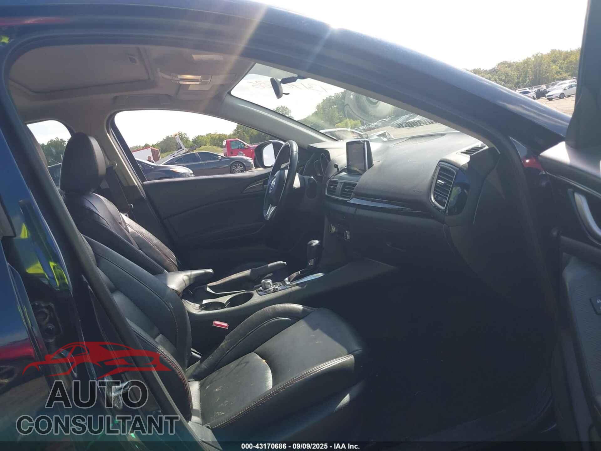 MAZDA MAZDA3 2015 - JM1BM1M76F1224547