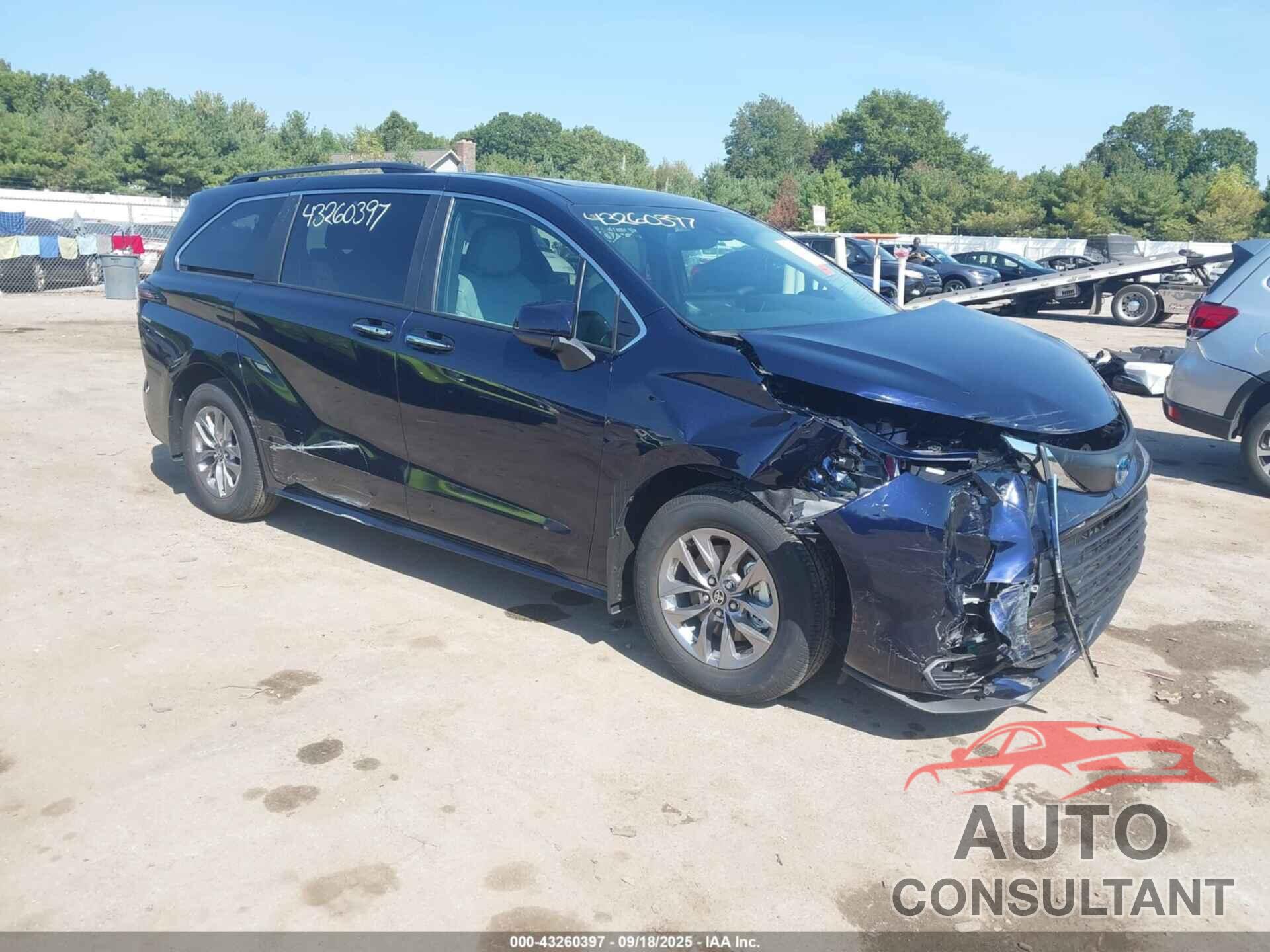 TOYOTA SIENNA 2025 - 5TDYRKEC8SS274893