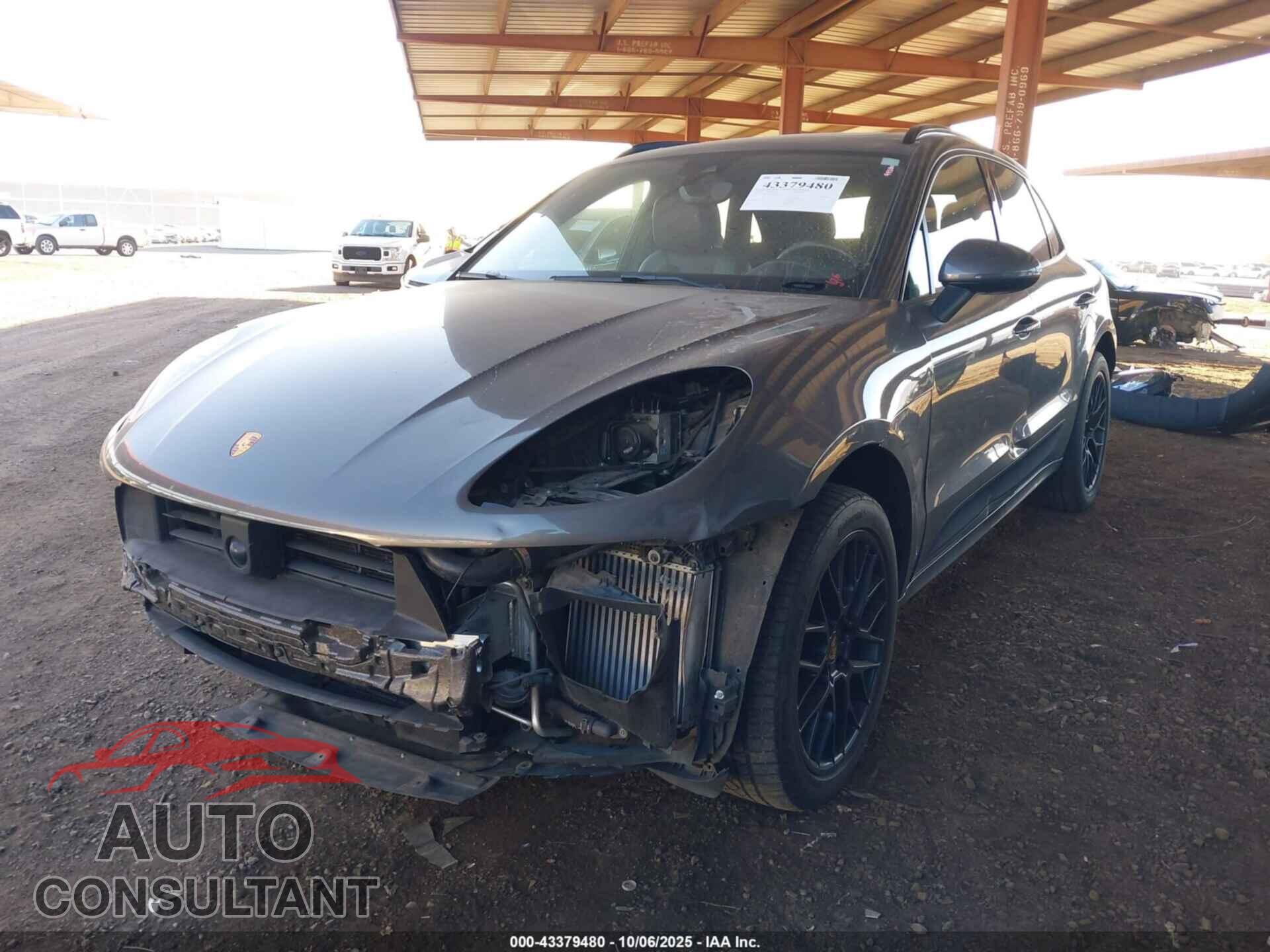 PORSCHE MACAN 2015 - WP1AB2A56FLB57090