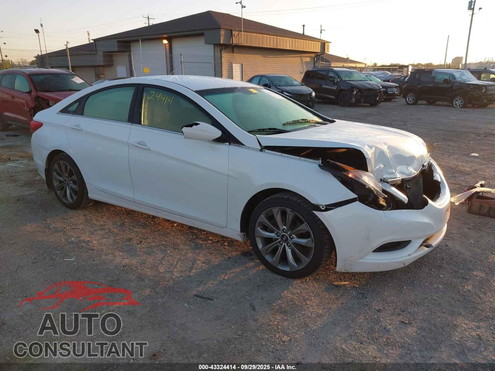 HYUNDAI SONATA 2012 - 5NPEB4AC7CH371017