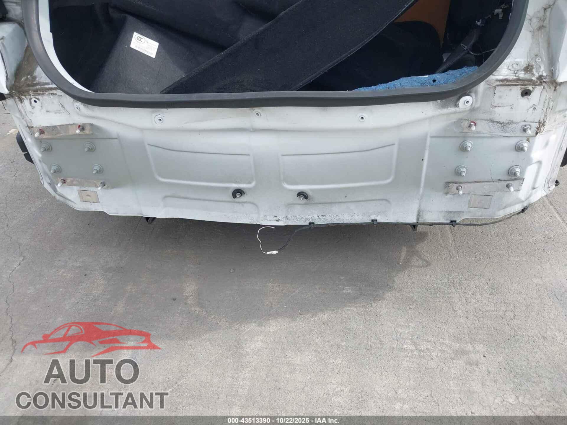TESLA MODEL S 2015 - 5YJSA1H20FF084896