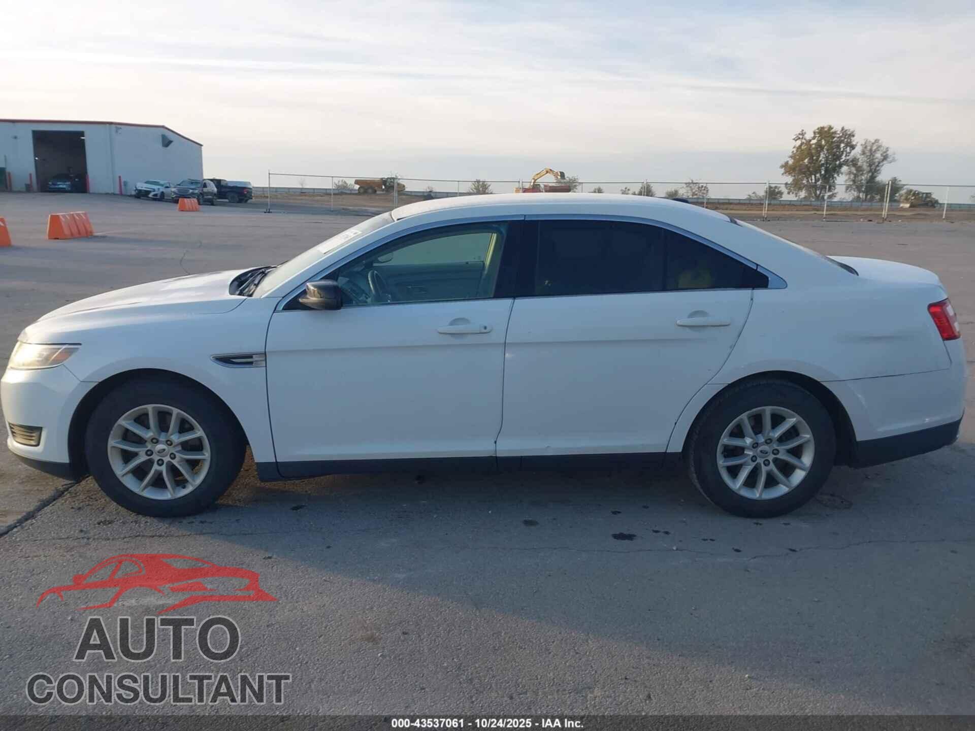 FORD TAURUS 2014 - 1FAHP2D83EG156029