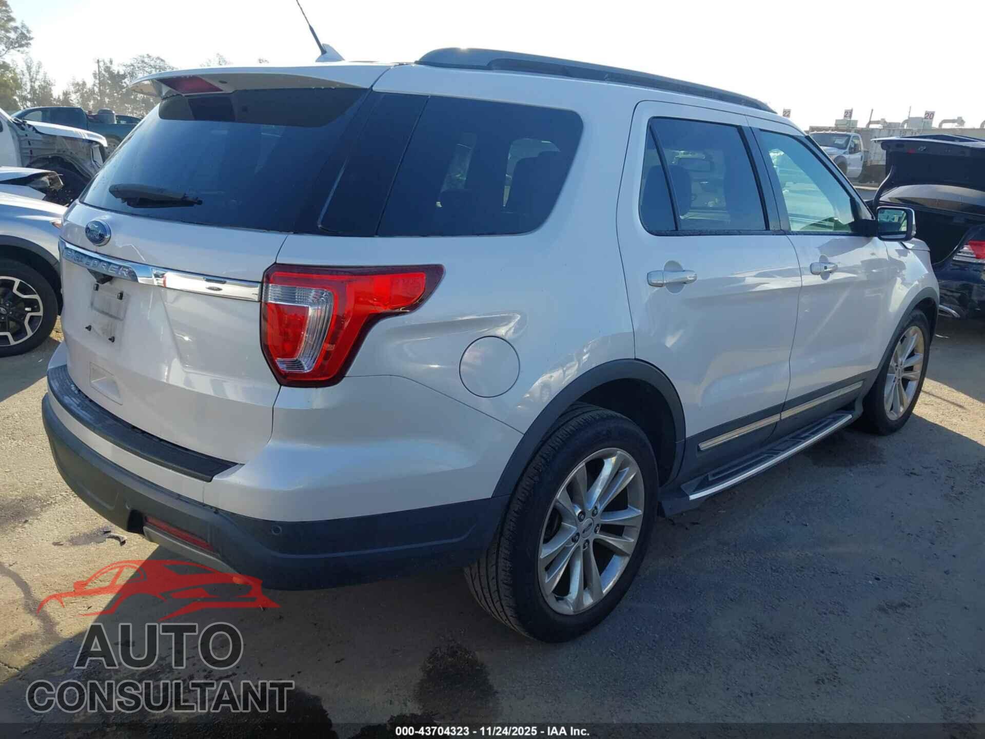 FORD EXPLORER 2019 - 1FM5K7D80KGA09313