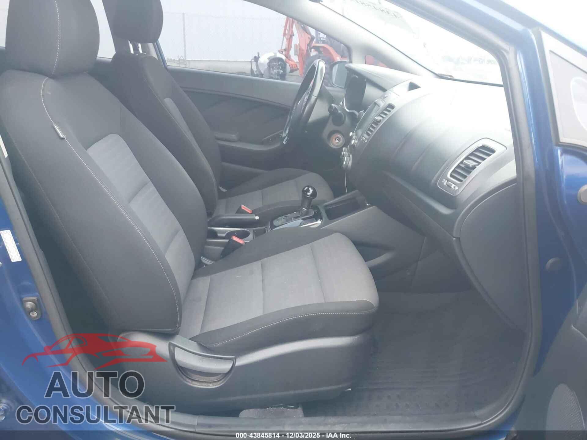 KIA FORTE 2017 - 3KPFL4A78HE046392