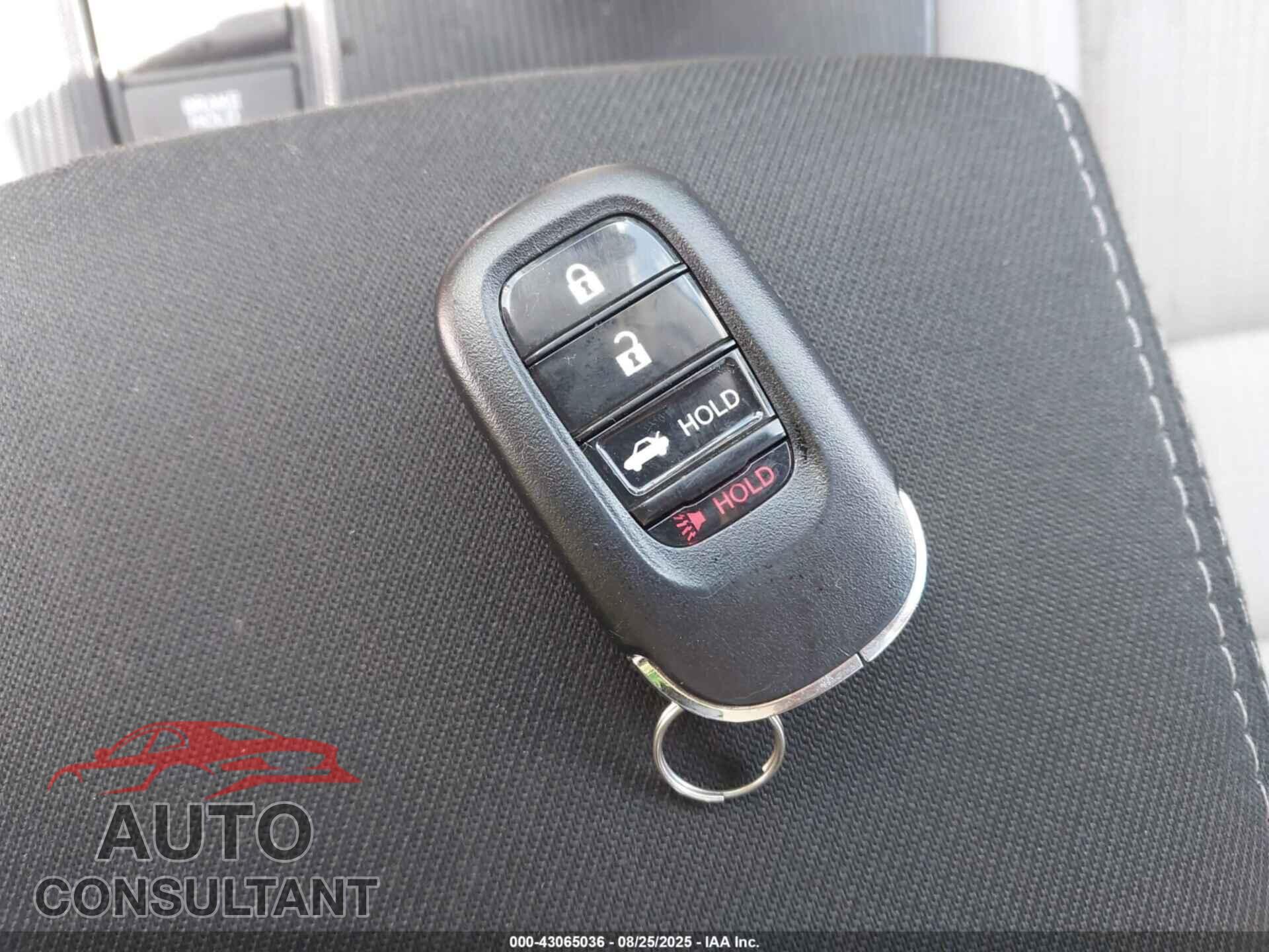 HONDA CIVIC 2023 - 2HGFE2F20PH569101