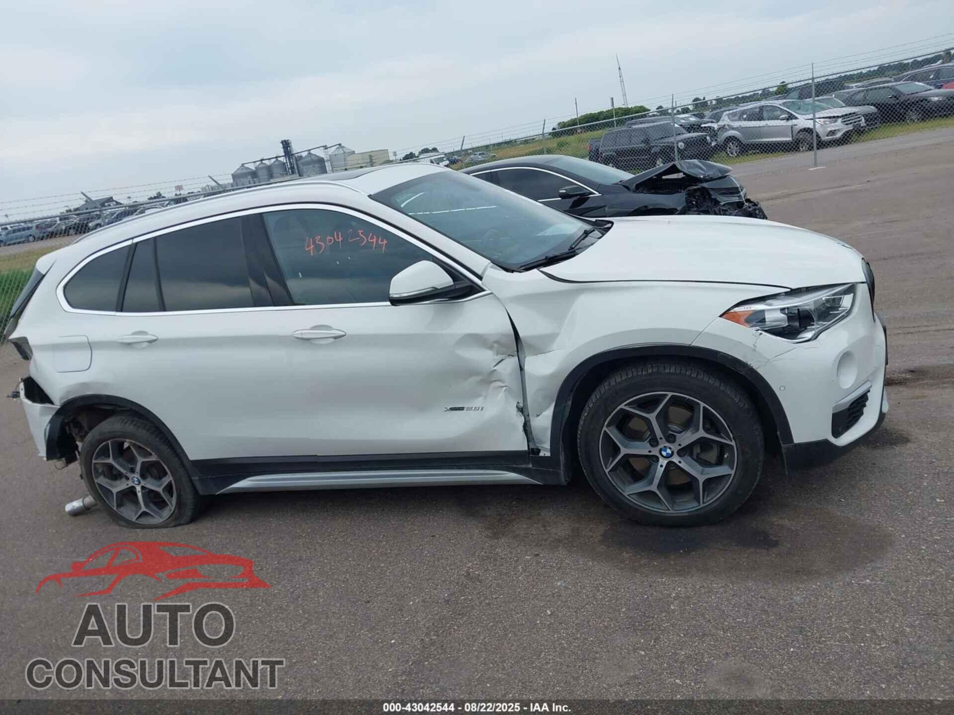 BMW X1 2017 - WBXHT3C32H5F83337