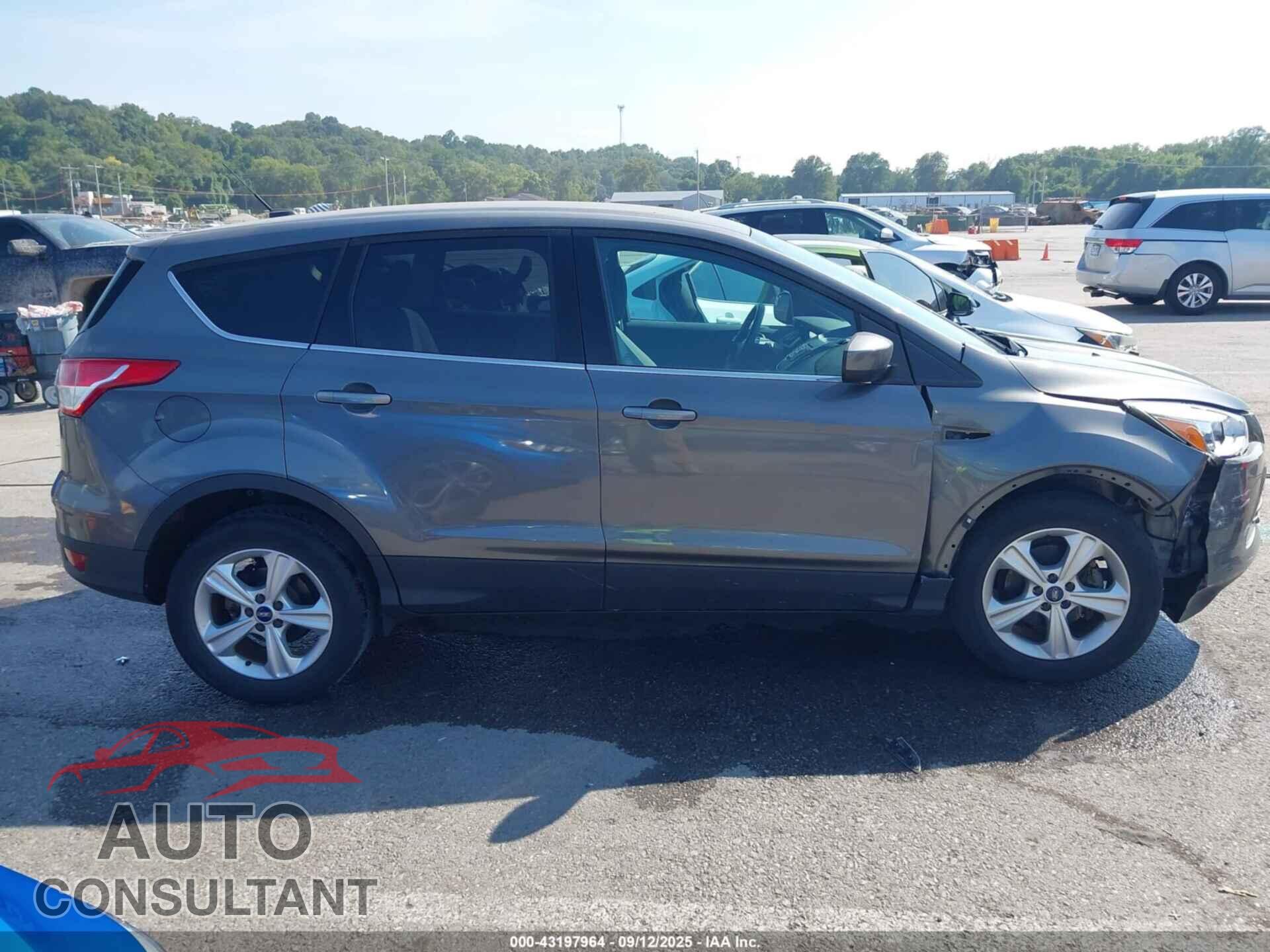 FORD ESCAPE 2014 - 1FMCU0GX3EUB08192