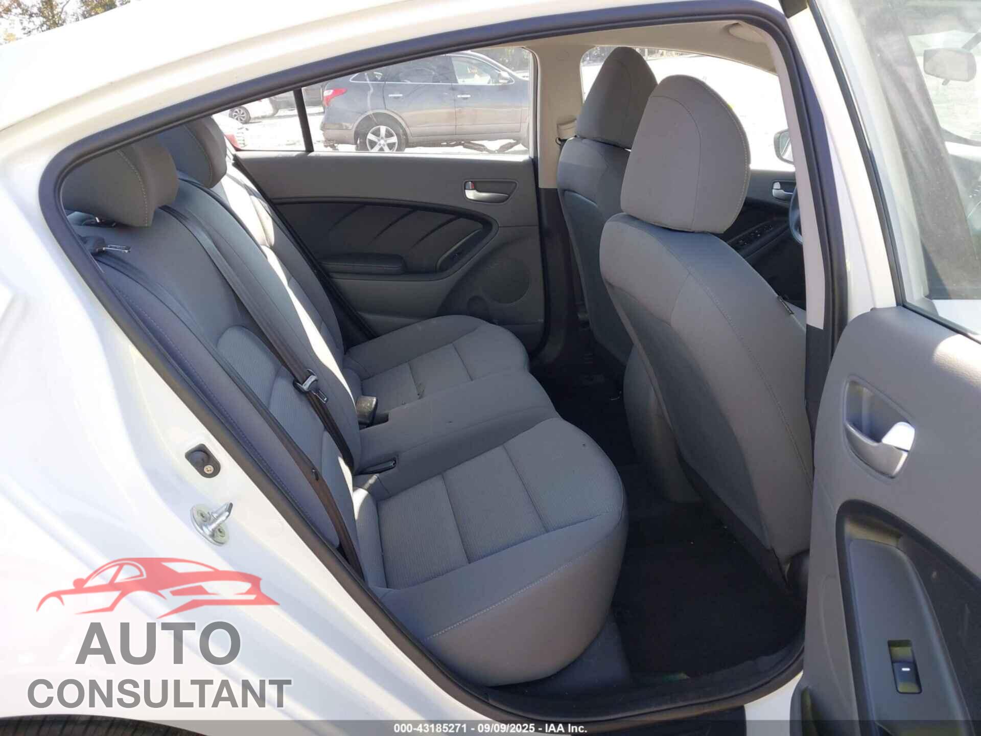KIA FORTE 2017 - 3KPFK4A70HE116440