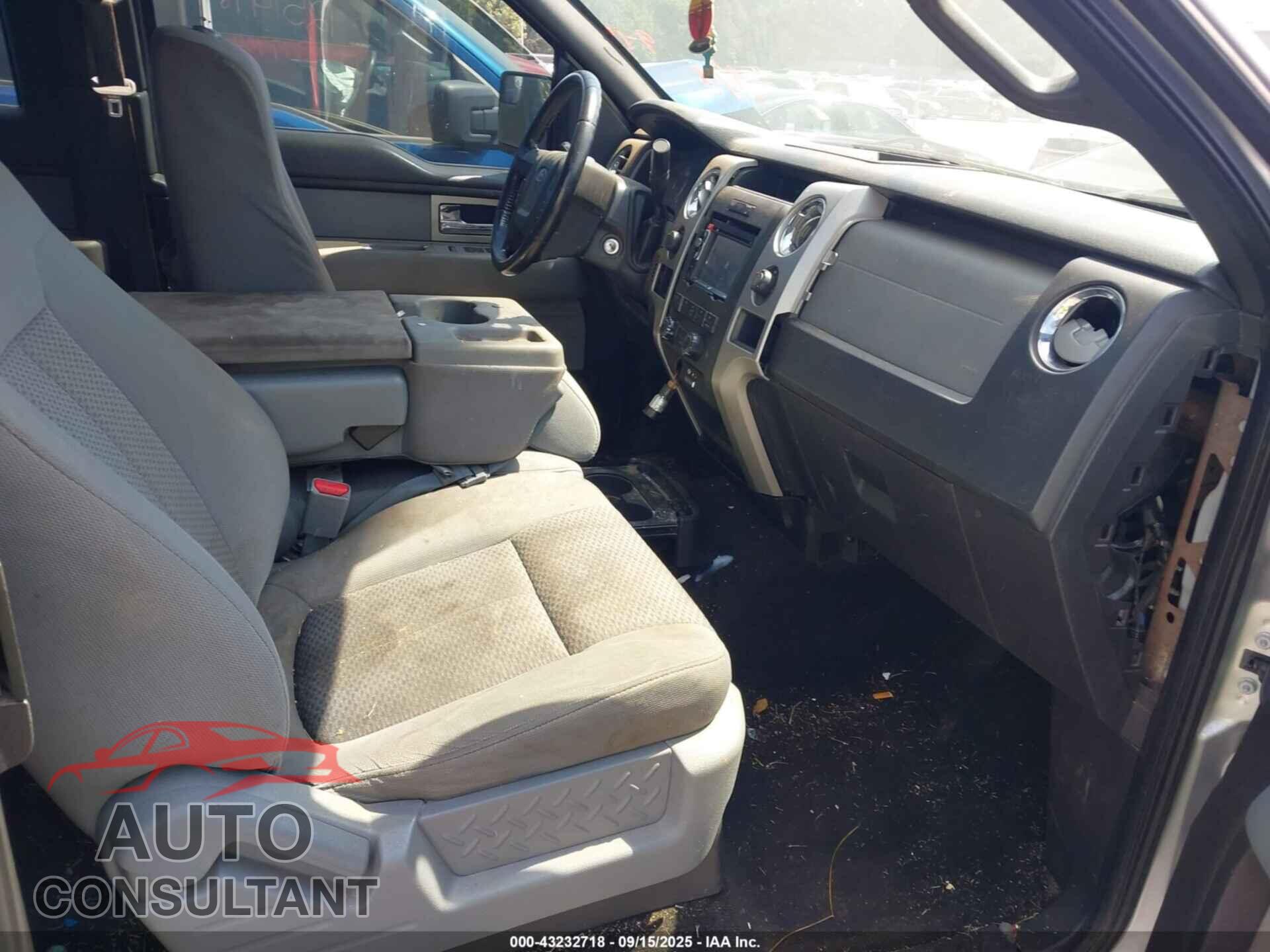 FORD F-150 2011 - 1FTFX1EF6BFB81856