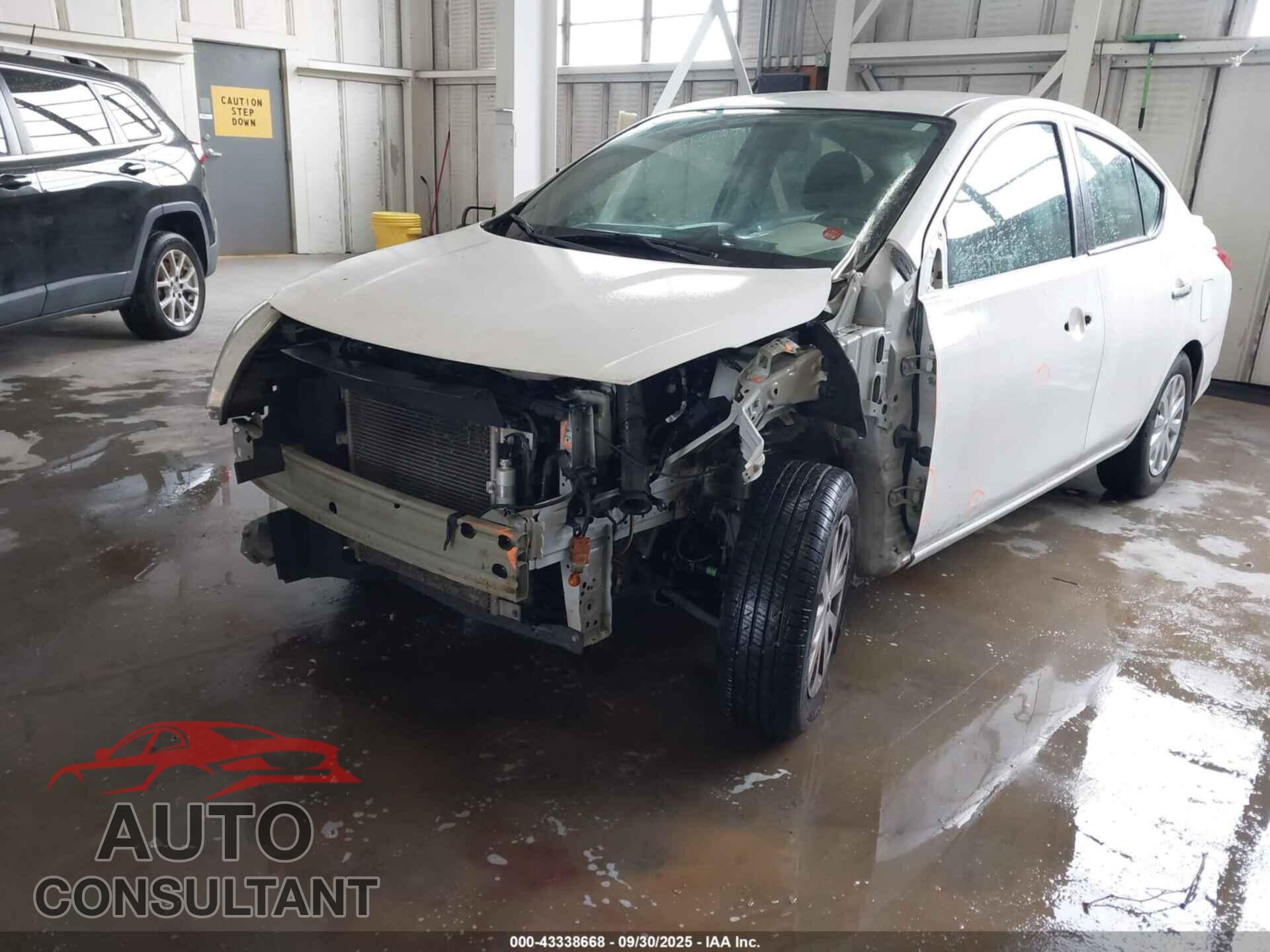NISSAN VERSA 2019 - 3N1CN7AP3KL875729