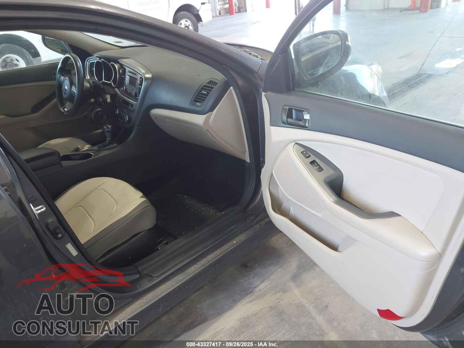 KIA OPTIMA 2015 - KNAGM4A70F5621592