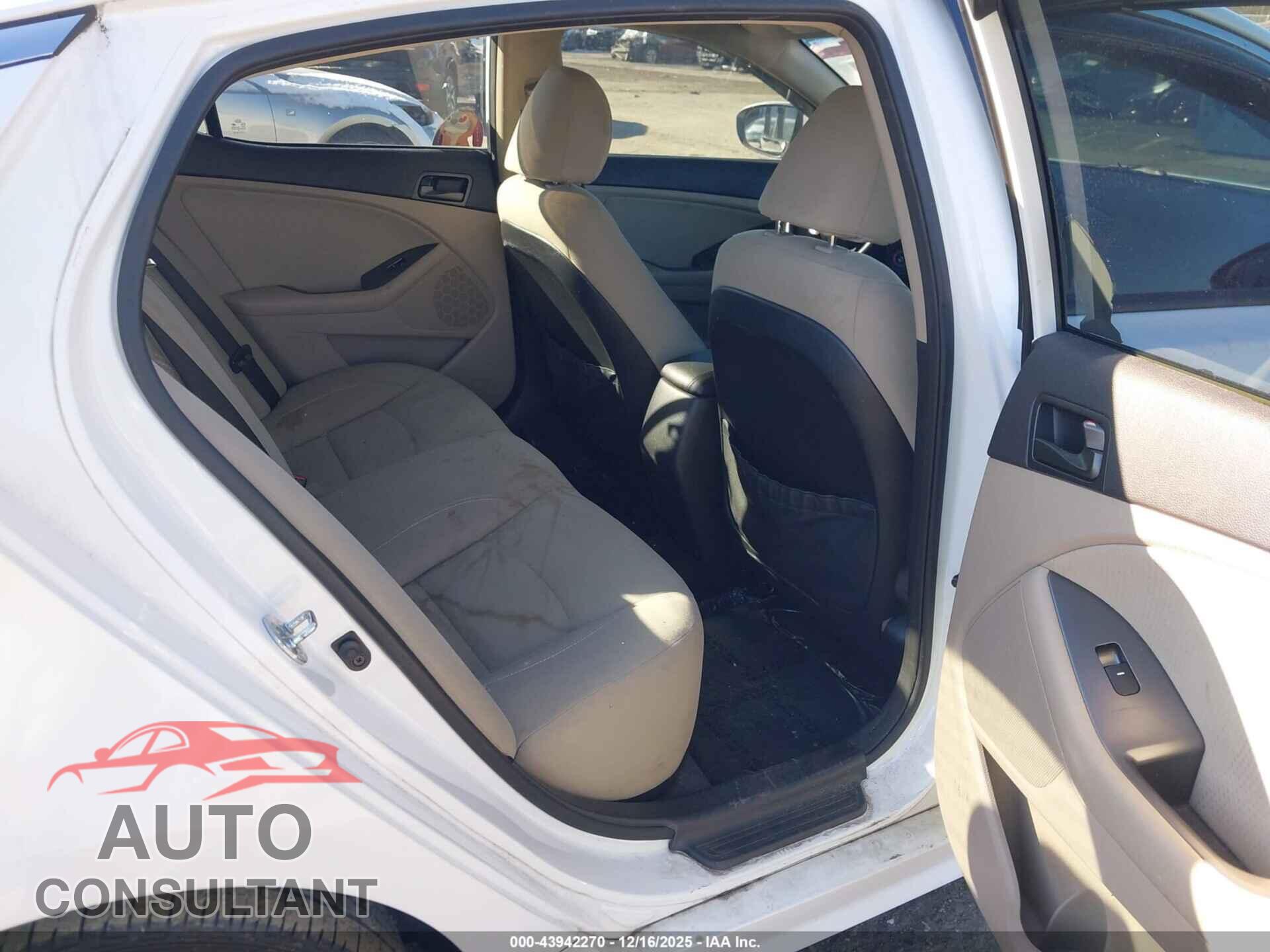 KIA OPTIMA 2015 - 5XXGM4A77FG373758