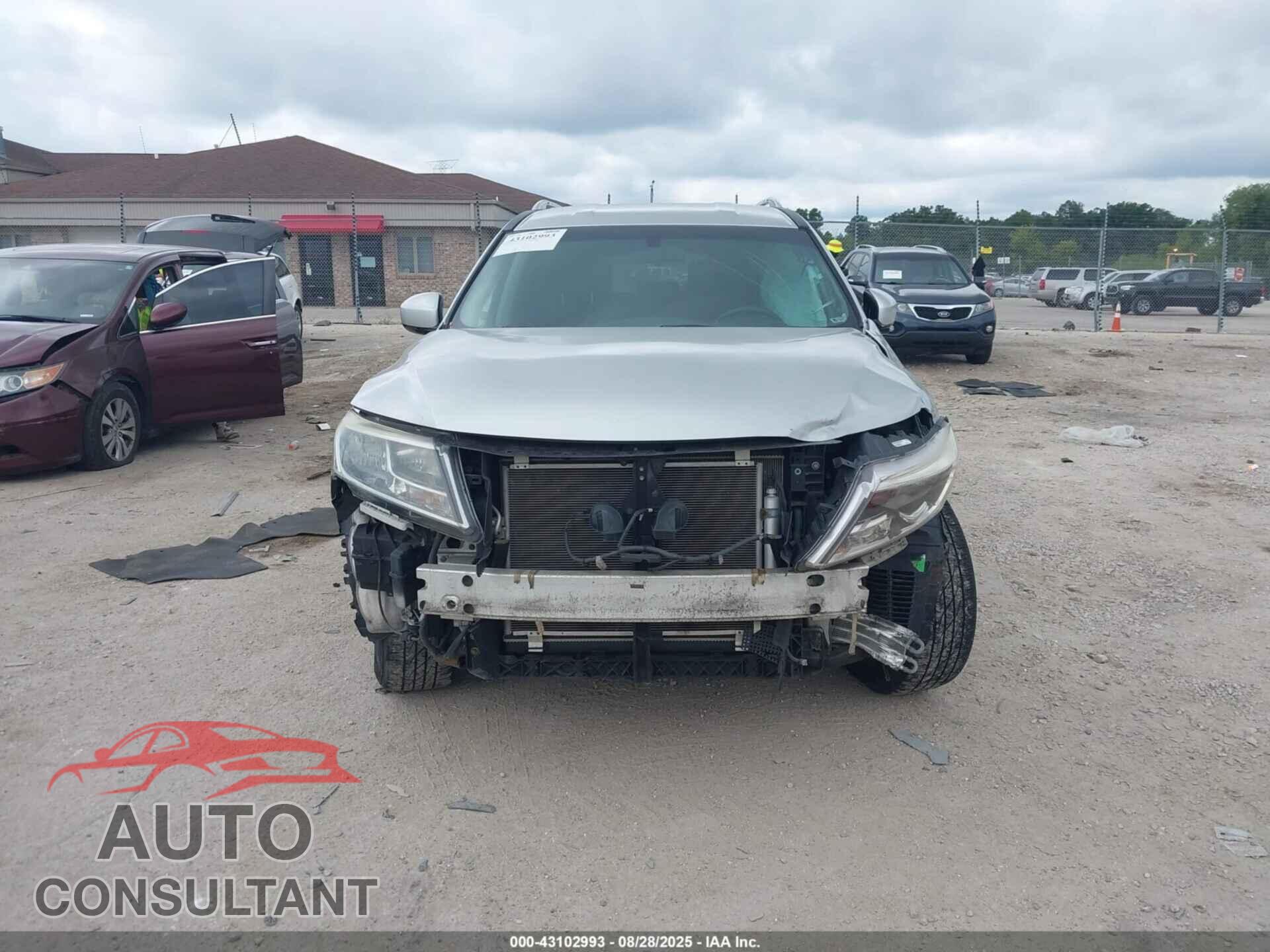 NISSAN PATHFINDER 2015 - 5N1AR2MM0FC694792