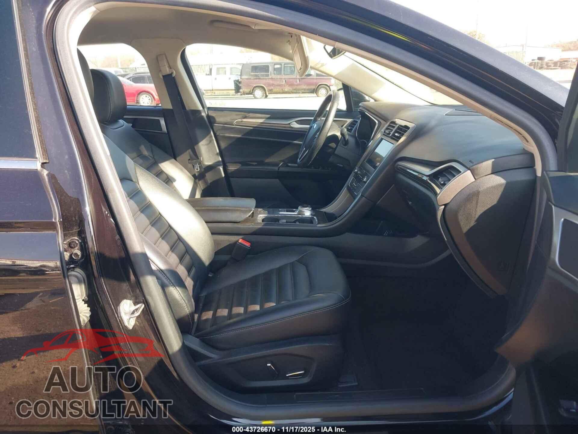 FORD FUSION 2020 - 3FA6P0CD0LR206868