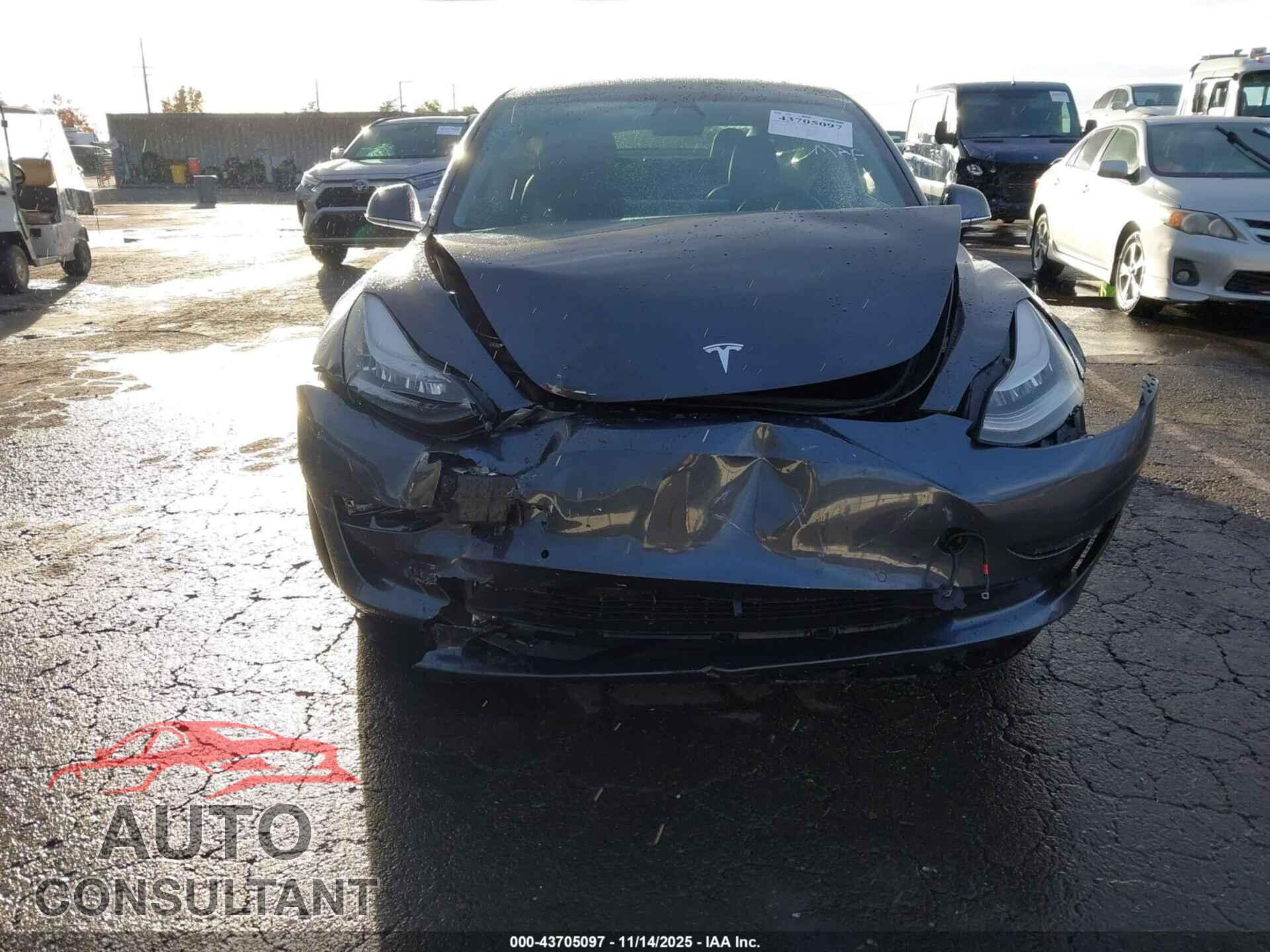 TESLA MODEL 3 2019 - 5YJ3E1EA7KF400499