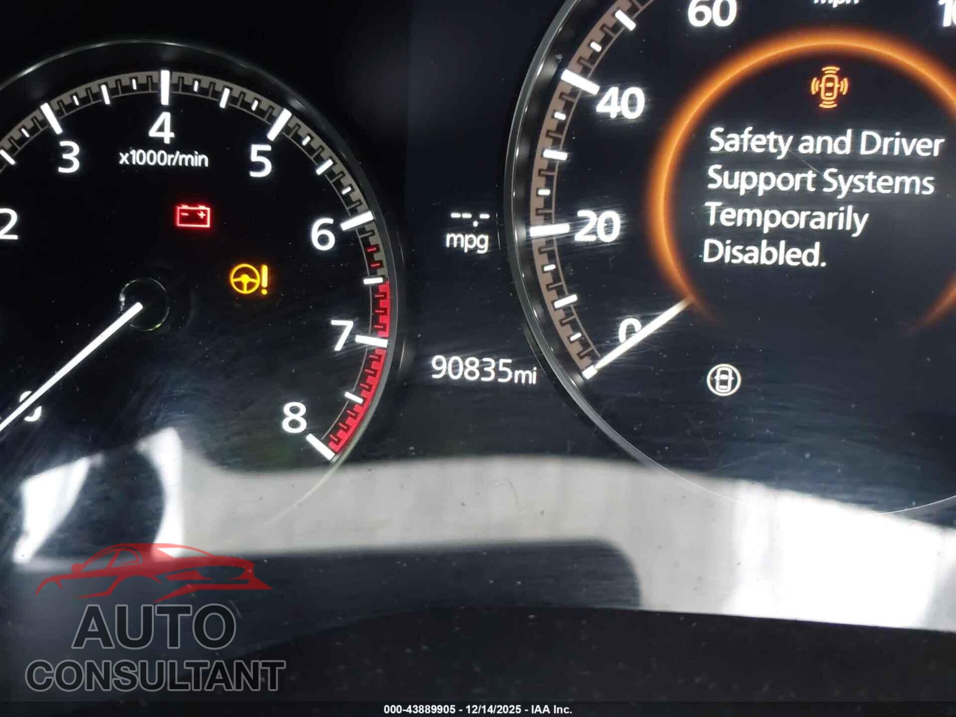 MAZDA MAZDA3 2021 - JM1BPAML8M1300366