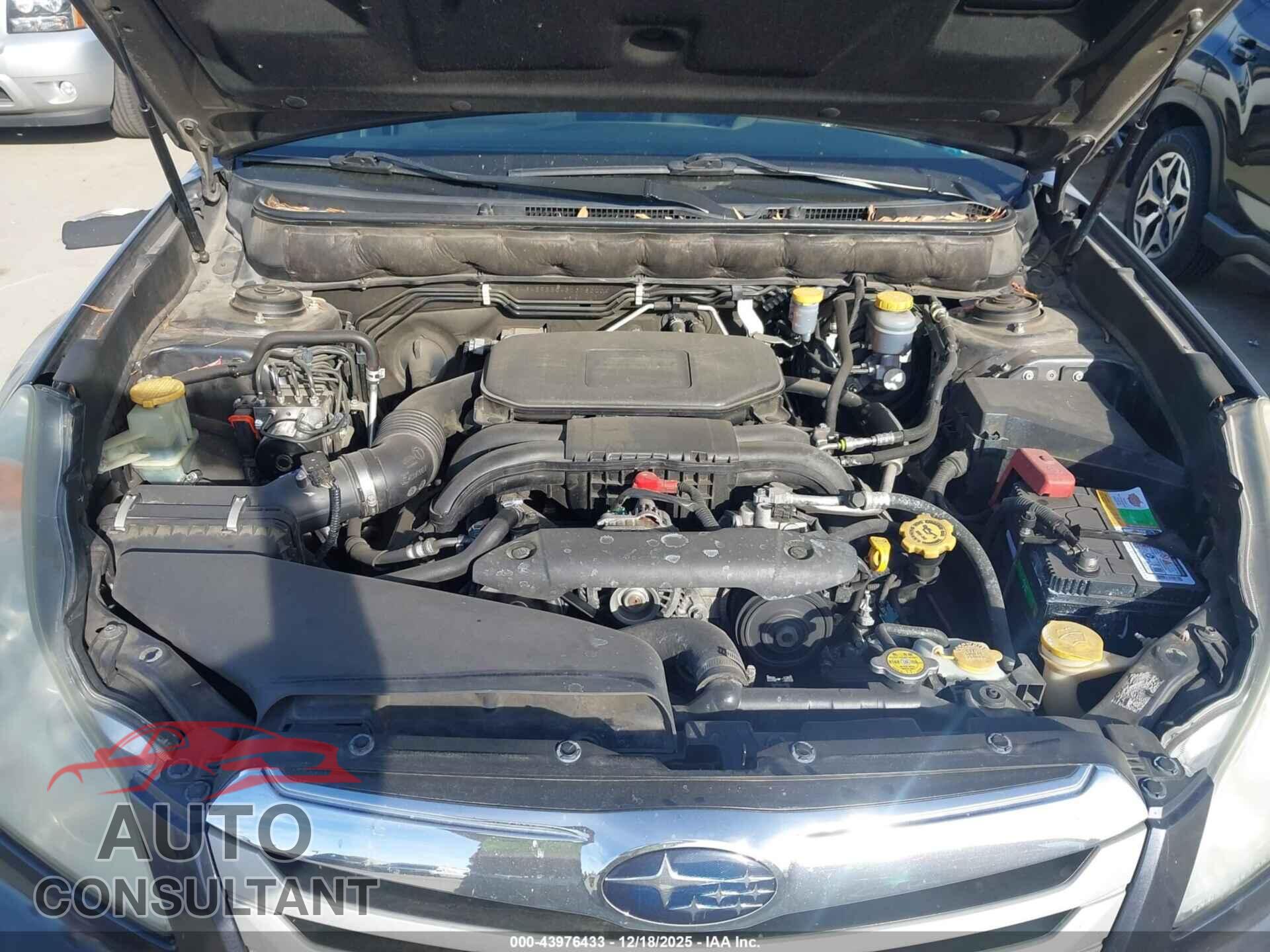 SUBARU OUTBACK 2011 - 4S4BRBBC4B1318200