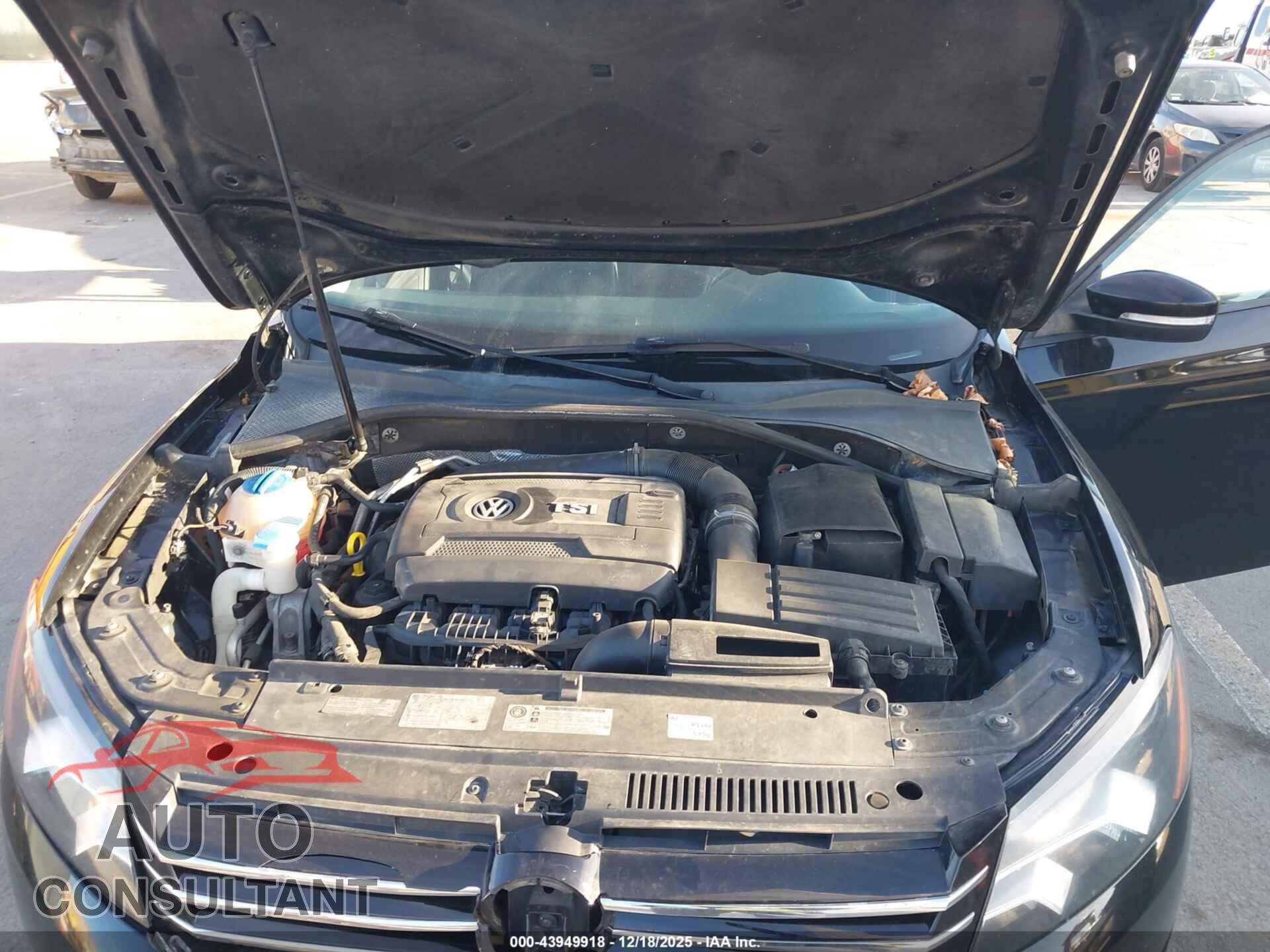 VOLKSWAGEN PASSAT 2014 - 1VWAT7A31EC084121