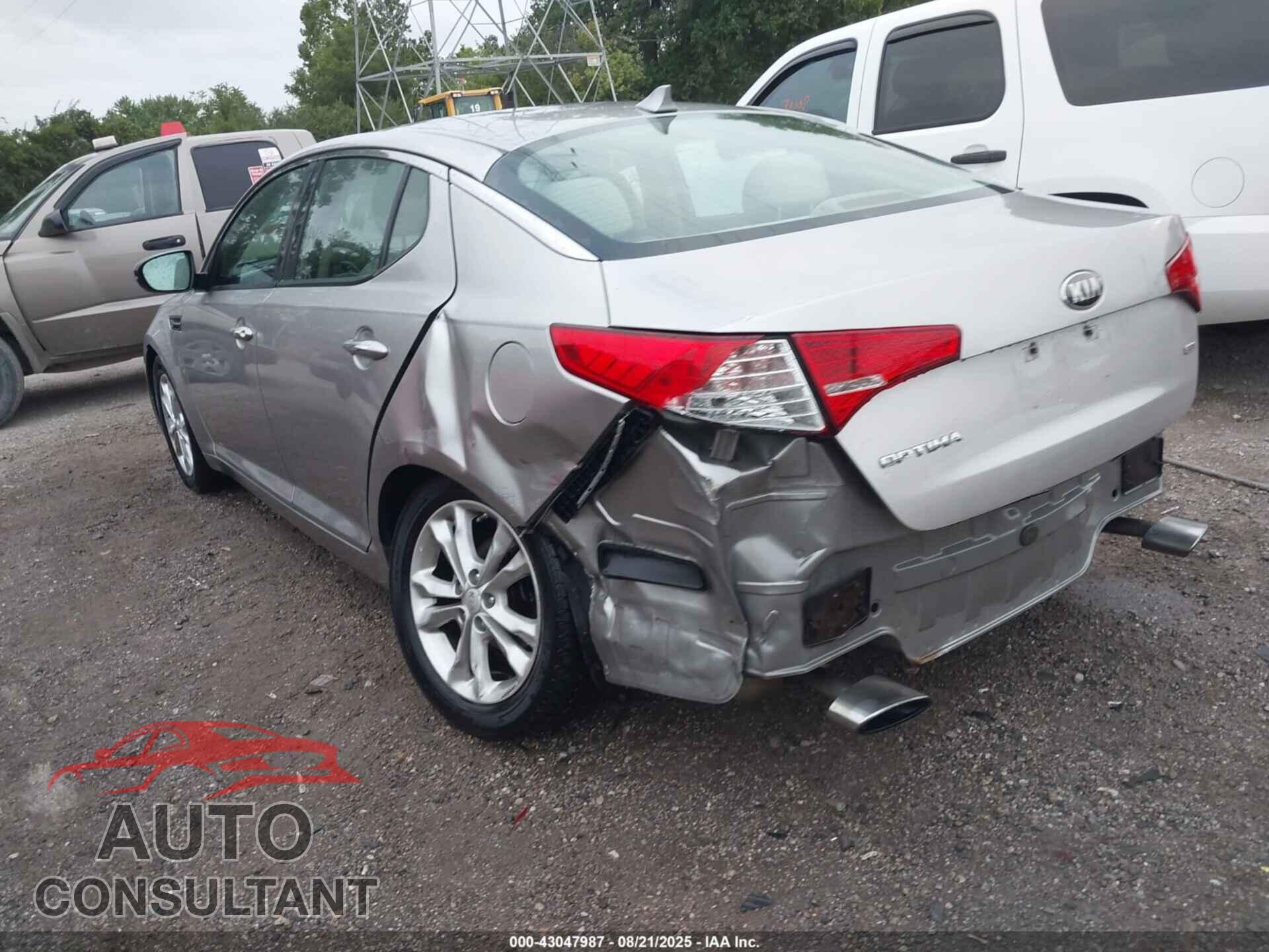 KIA OPTIMA 2013 - 5XXGM4A77DG115043