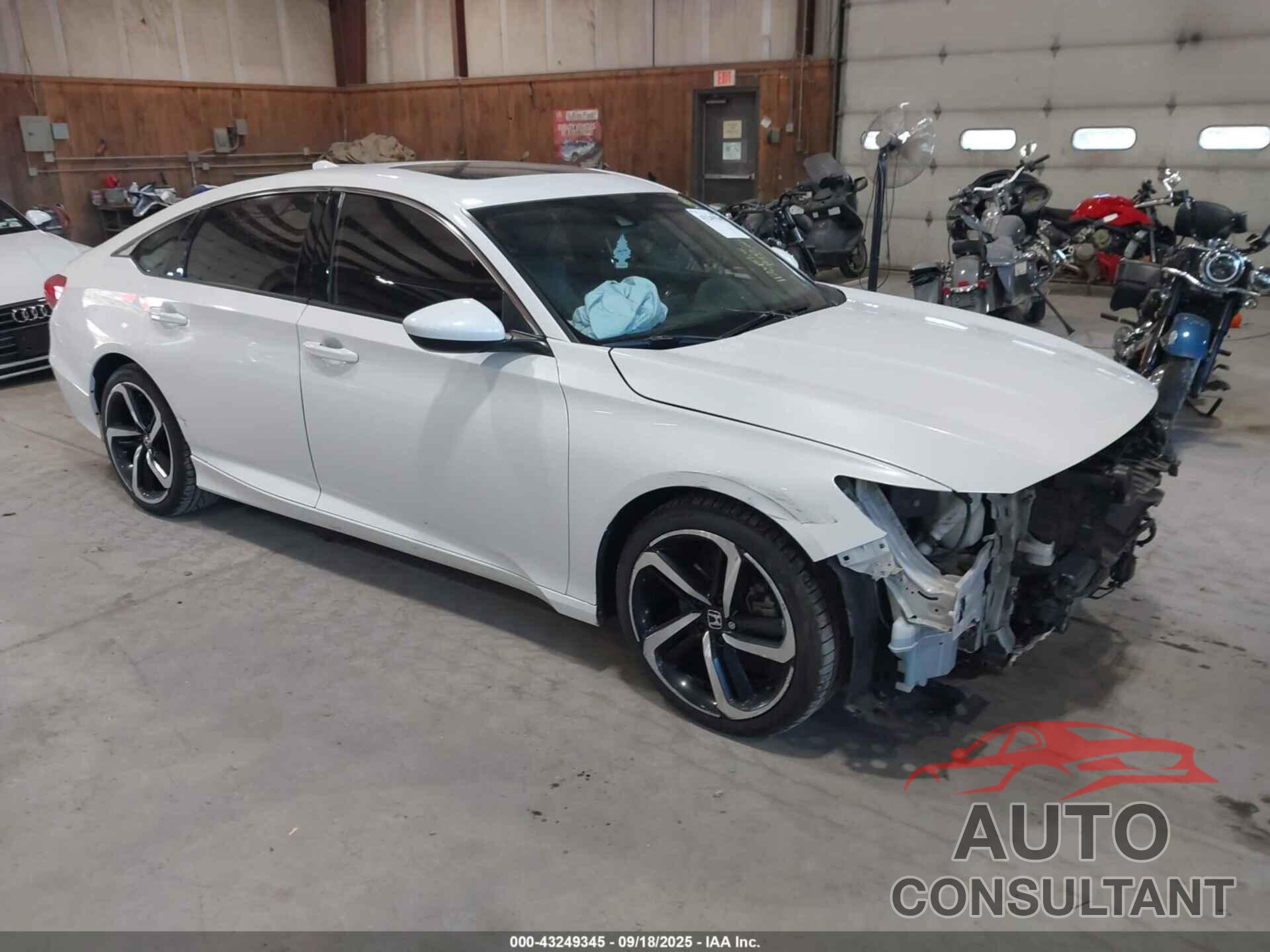 HONDA ACCORD 2019 - 1HGCV2F32KA034838
