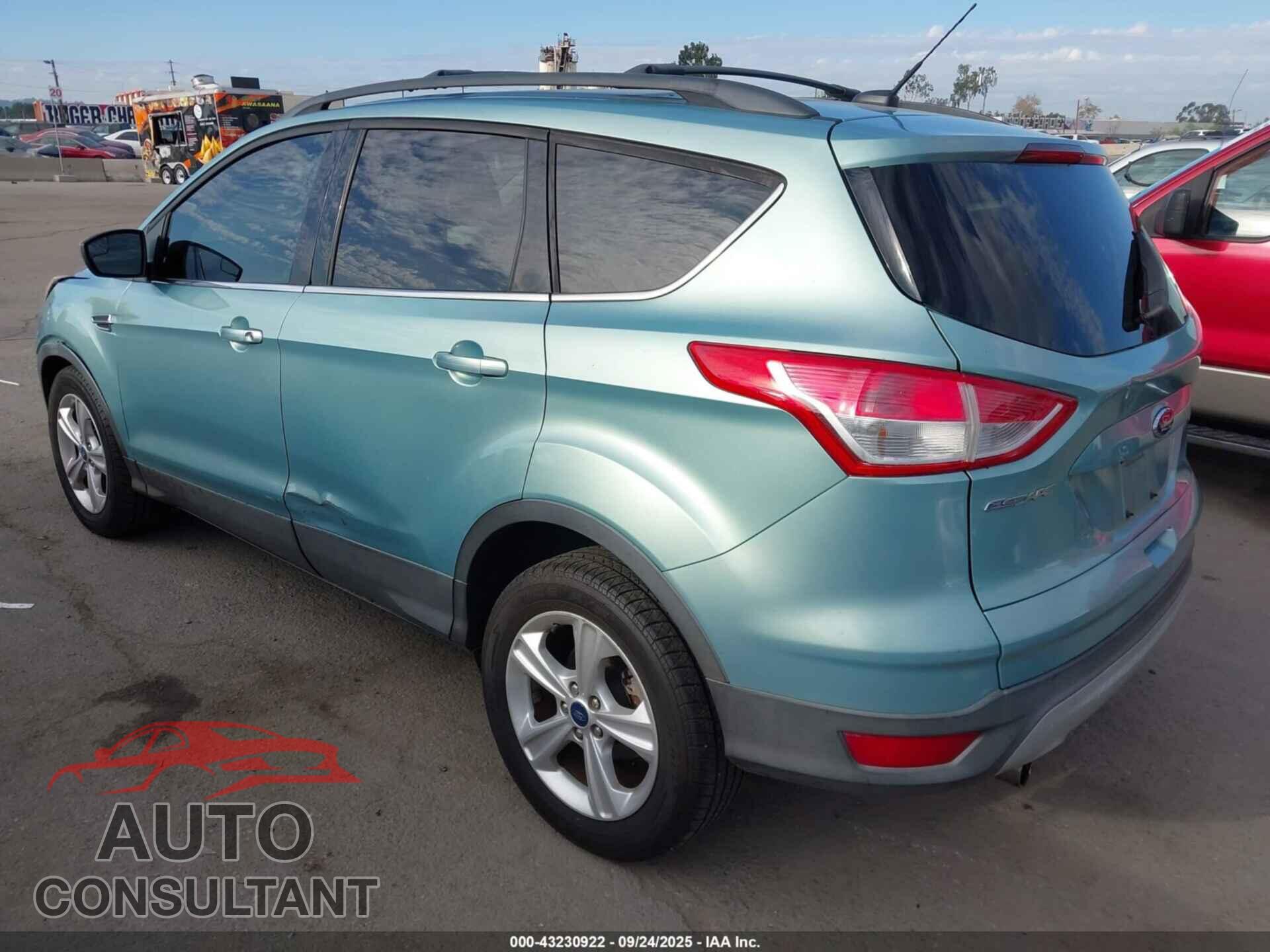 FORD ESCAPE 2013 - 1FMCU0GX1DUC03316