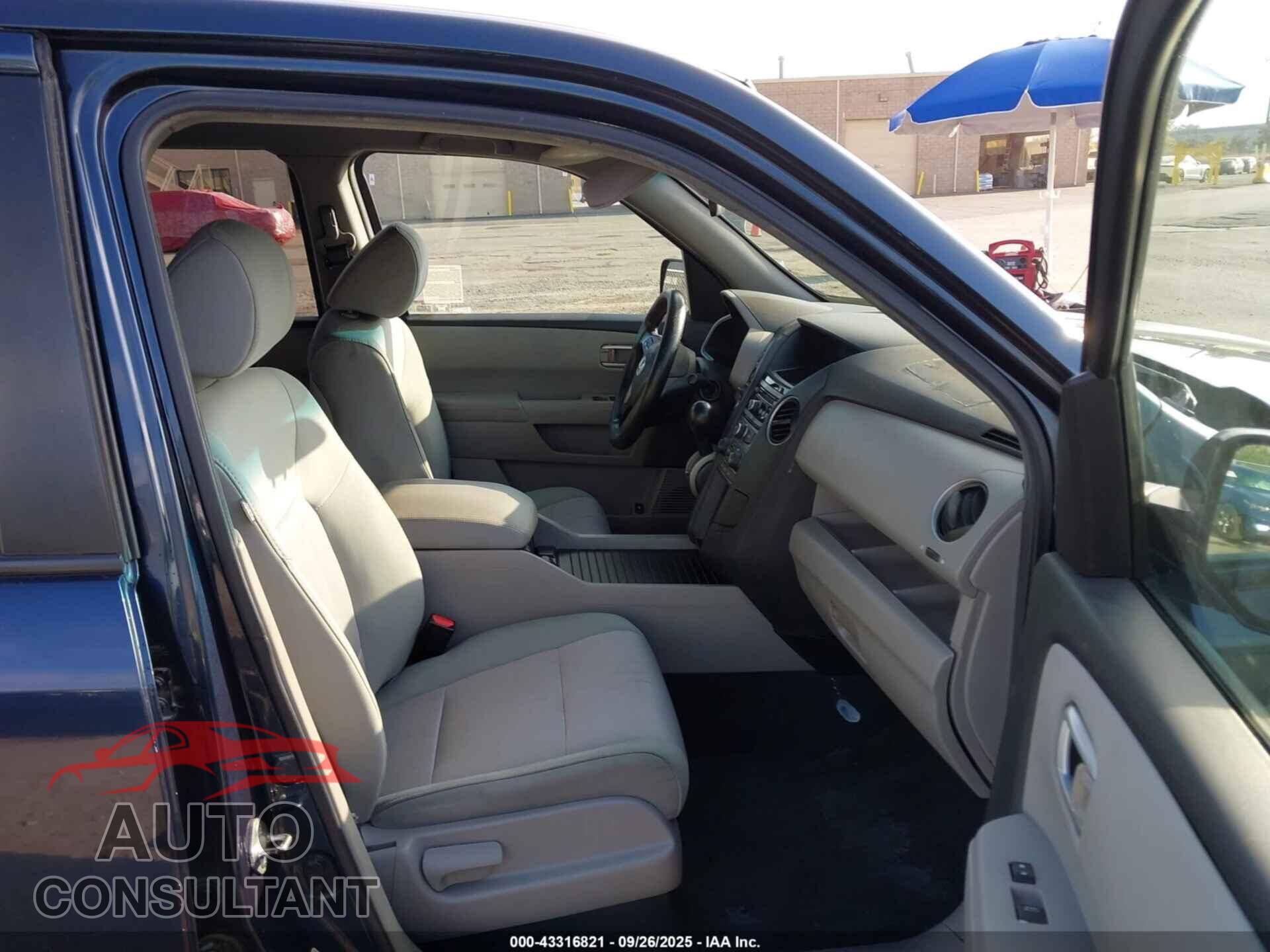 HONDA PILOT 2012 - 5FNYF3H44CB007050