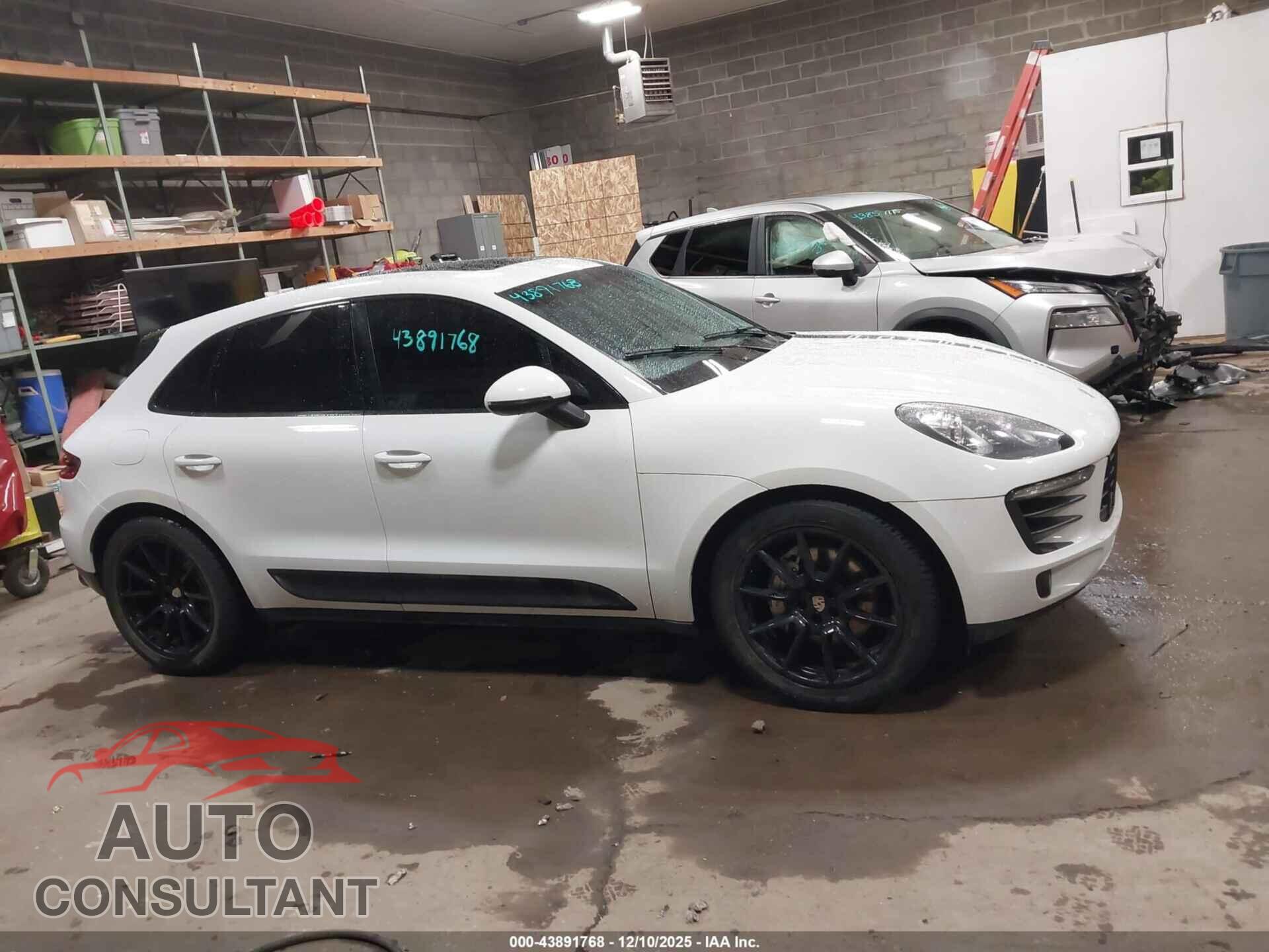 PORSCHE MACAN 2015 - WP1AB2A56FLB42590