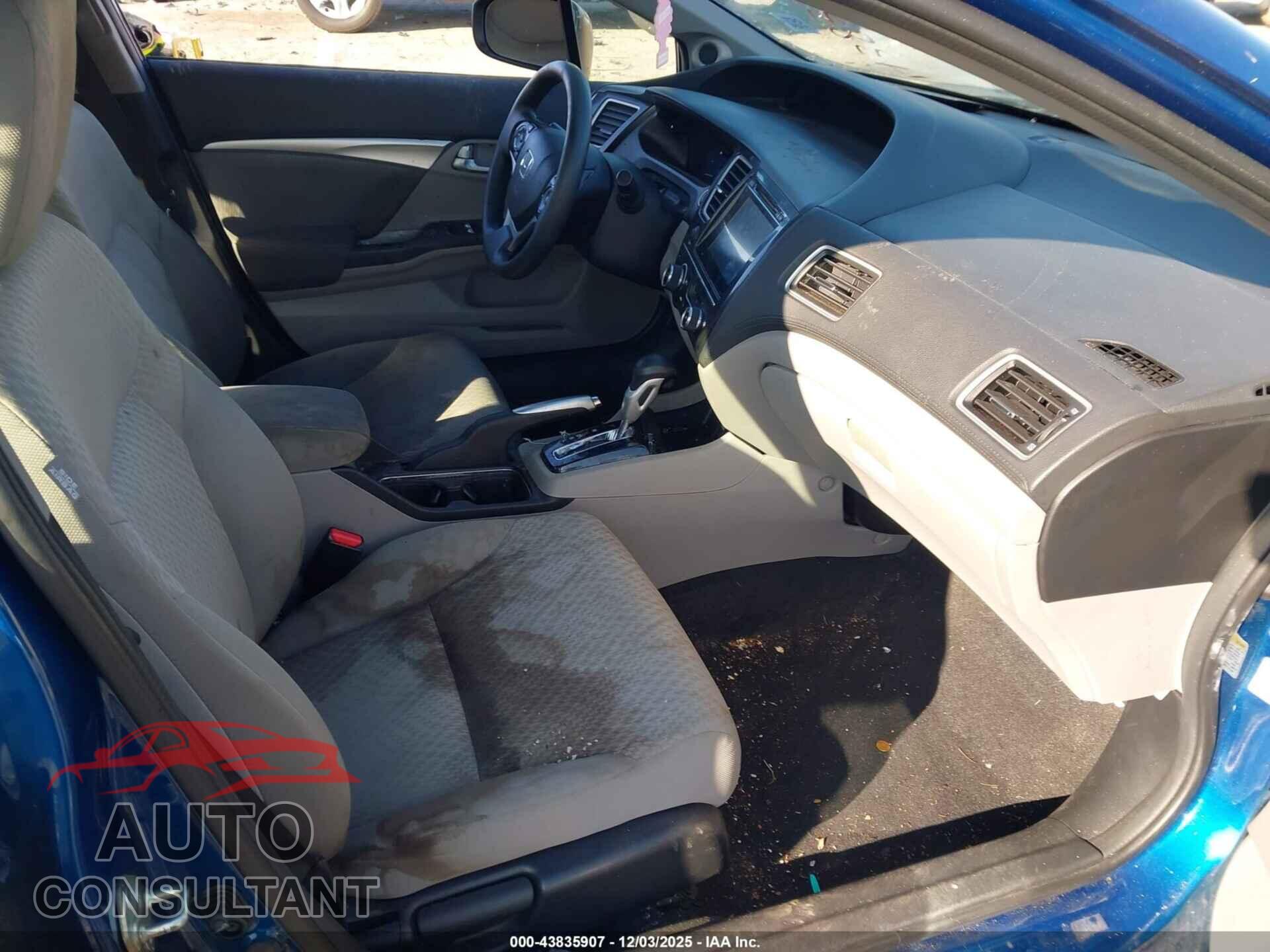 HONDA CIVIC 2015 - 19XFB2F8XFE205404