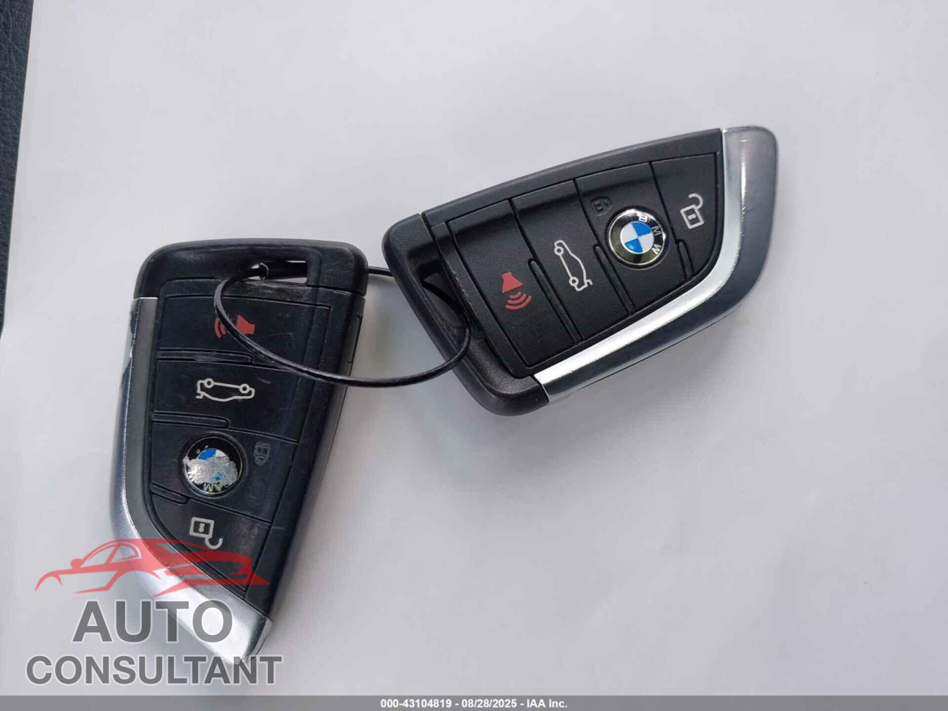 BMW X1 2017 - WBXHT3C39H5F70178