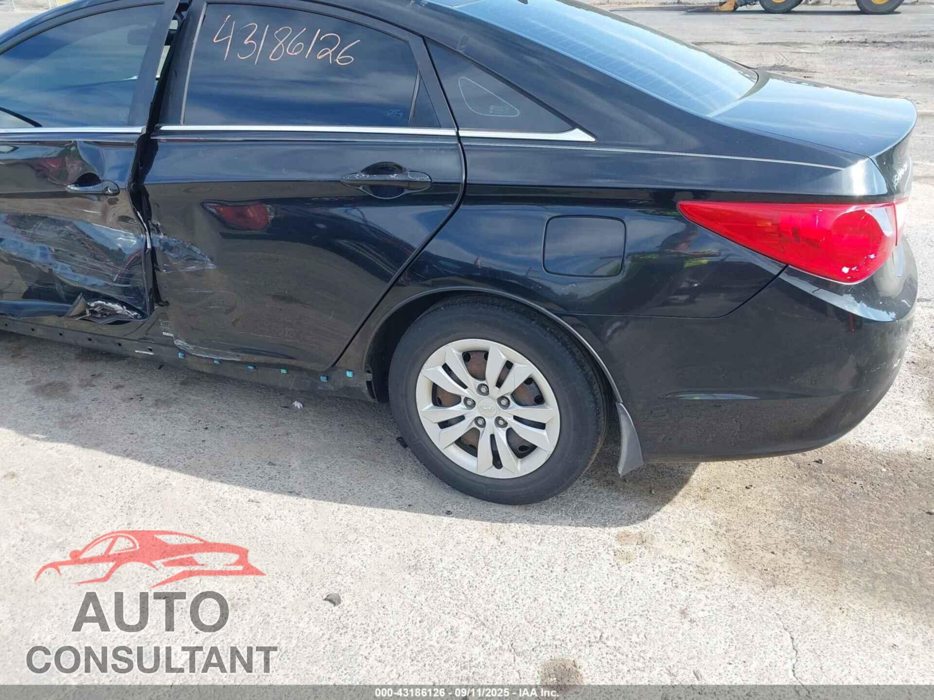 HYUNDAI SONATA 2011 - 5NPEB4AC2BH108643