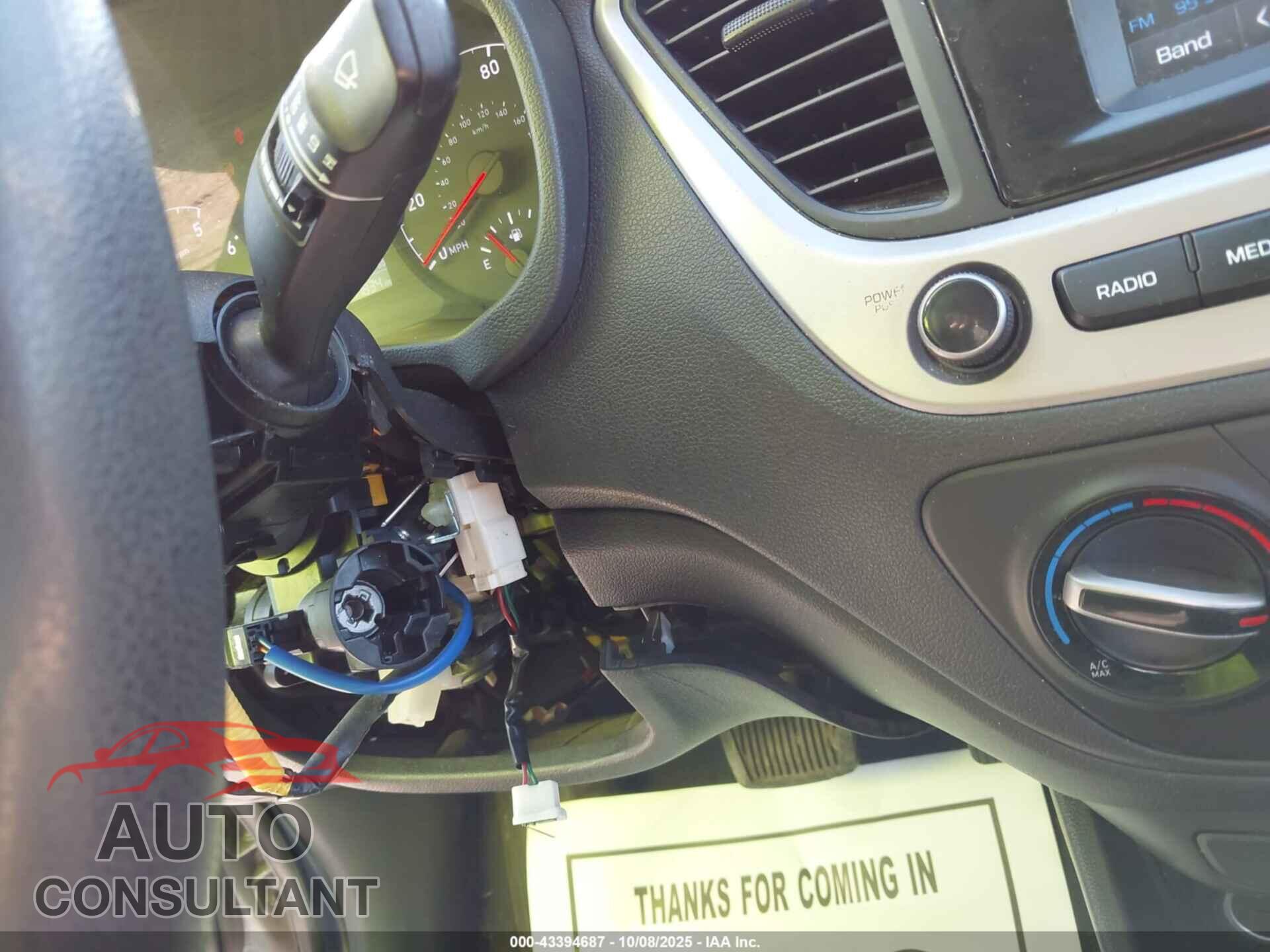 HYUNDAI ACCENT 2019 - 3KPC24A3XKE073264