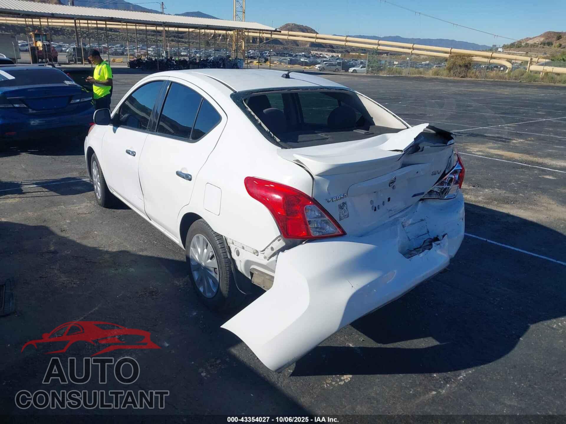 NISSAN VERSA 2014 - 3N1CN7AP1EL823794
