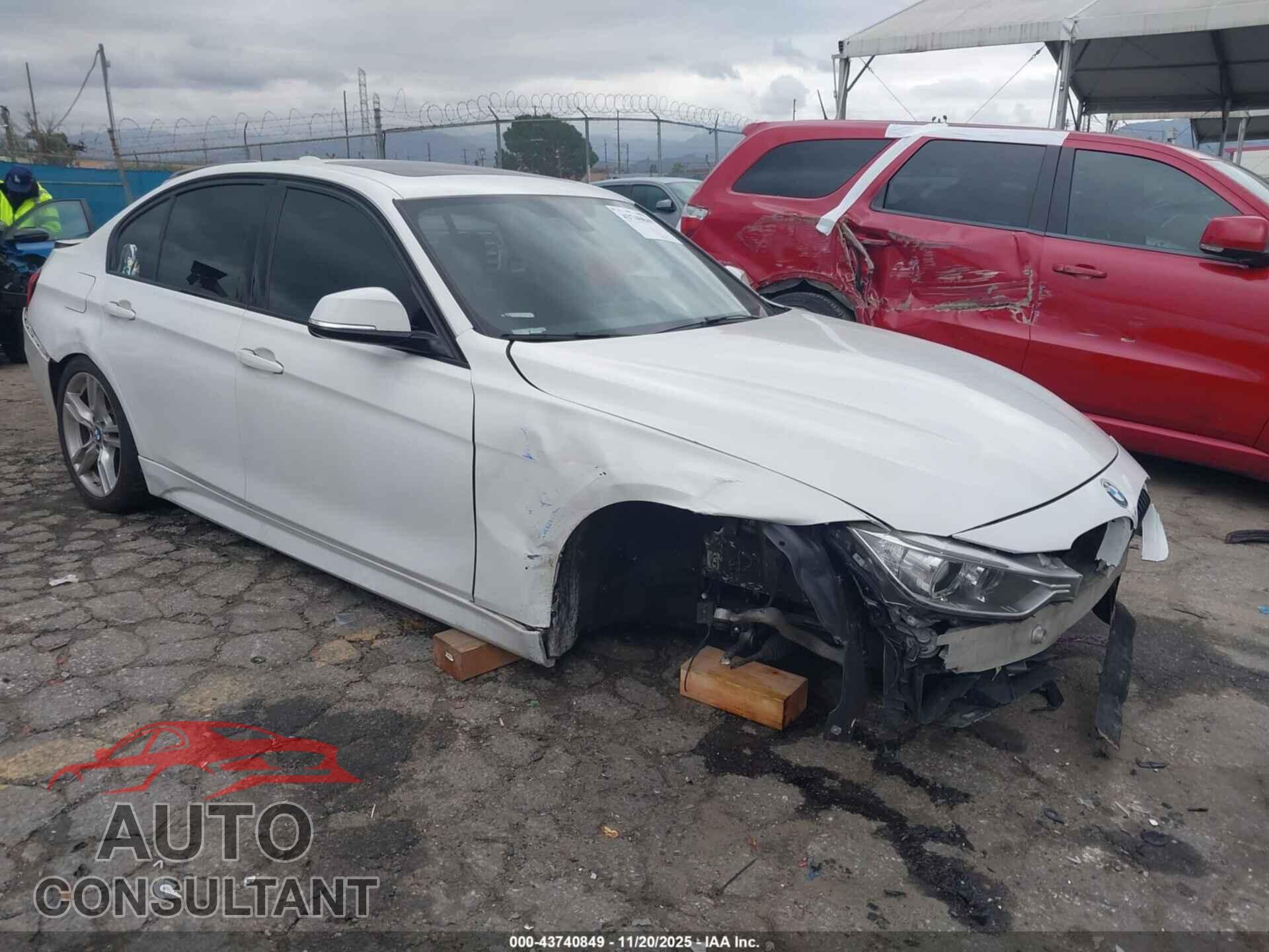 BMW 335I 2013 - WBA3A9C5XDF477153