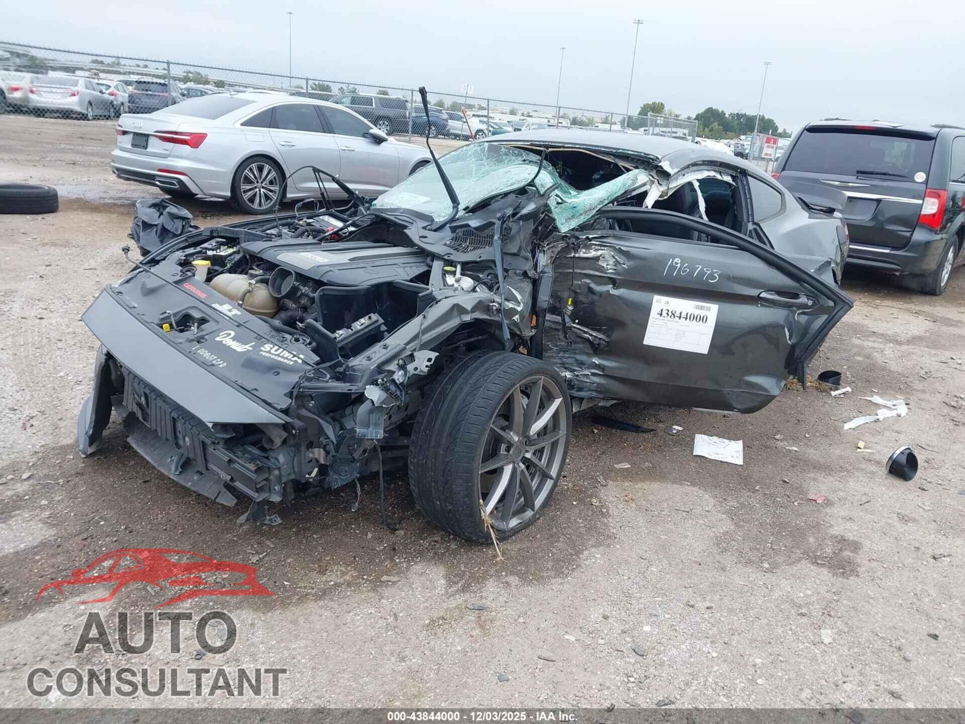FORD MUSTANG 2018 - 1FA6P8CFXJ5126638