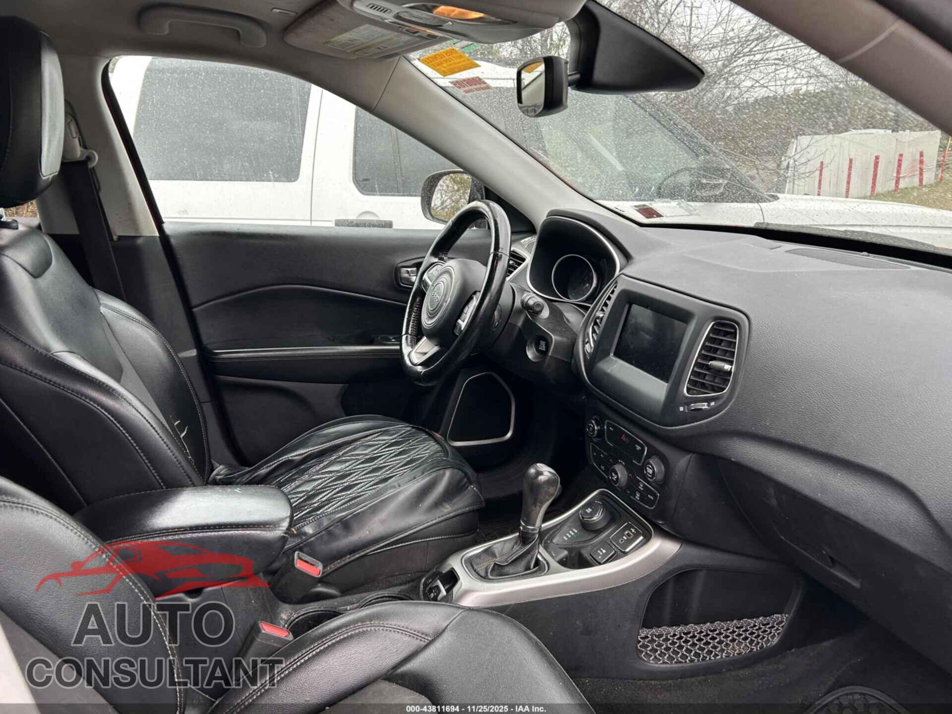 JEEP COMPASS 2019 - 3C4NJDBB4KT754744