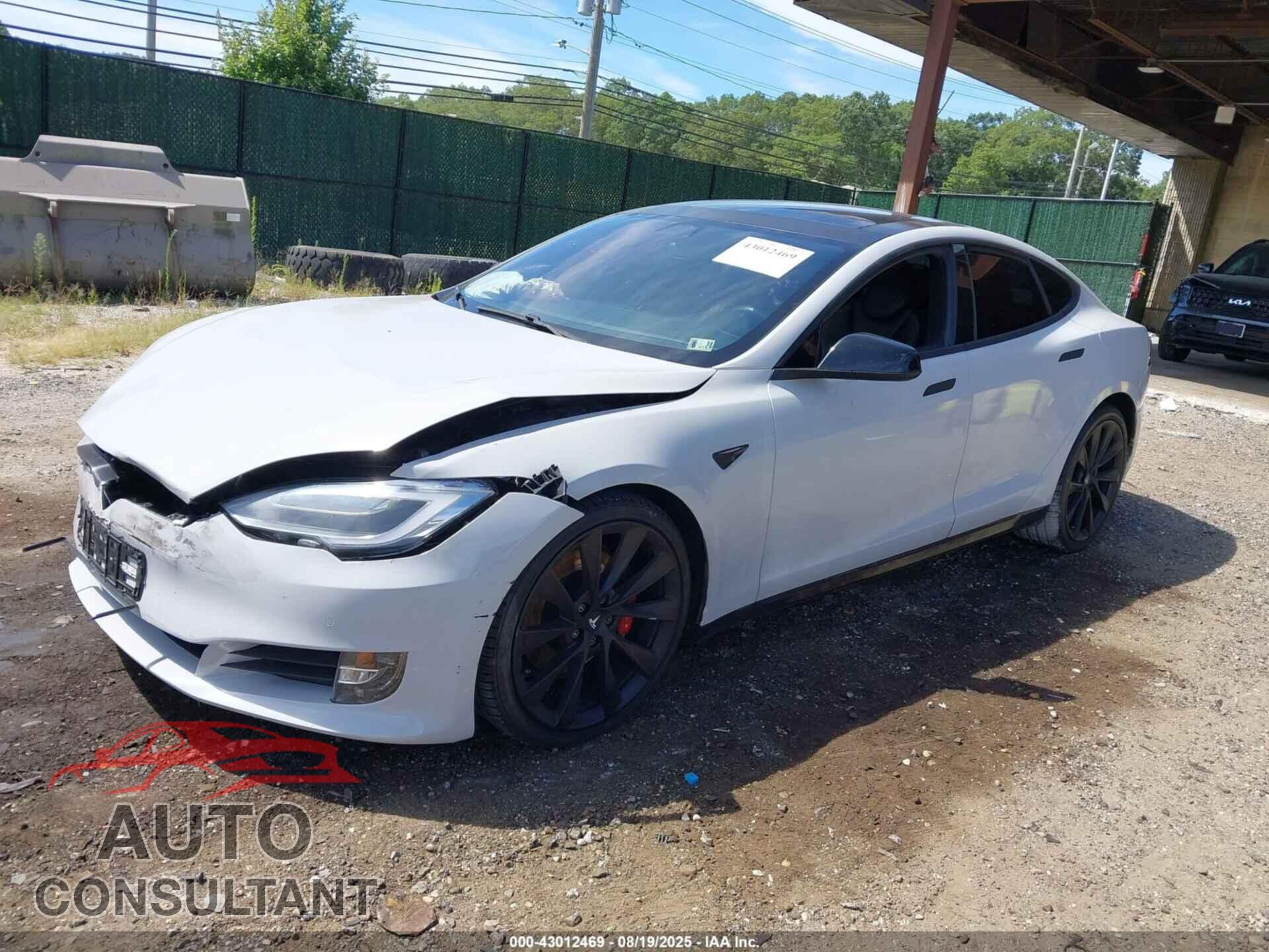 TESLA MODEL S 2018 - 5YJSA1E40JF243060