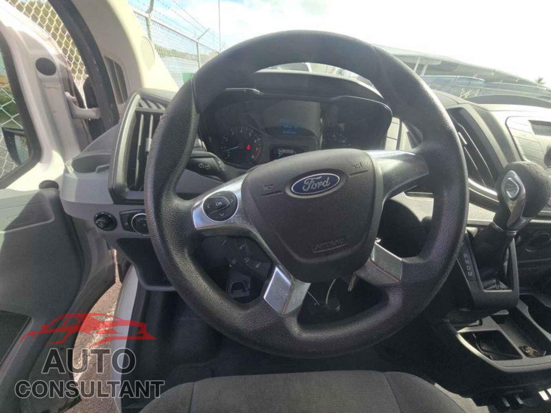 FORD TRANSIT 2015 - 1FTSW2CM6FKA71282