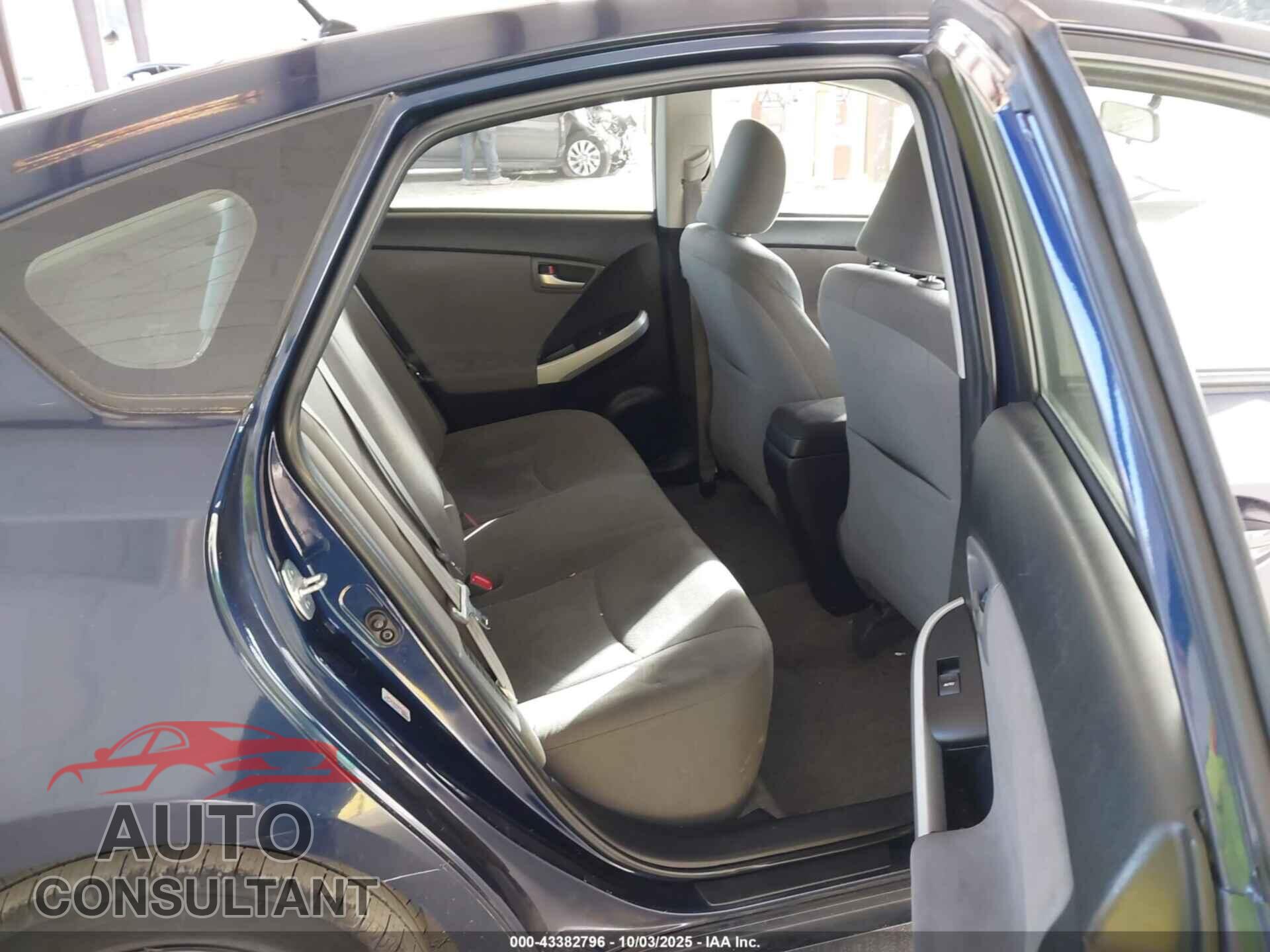 TOYOTA PRIUS 2013 - JTDKN3DU2D0341897