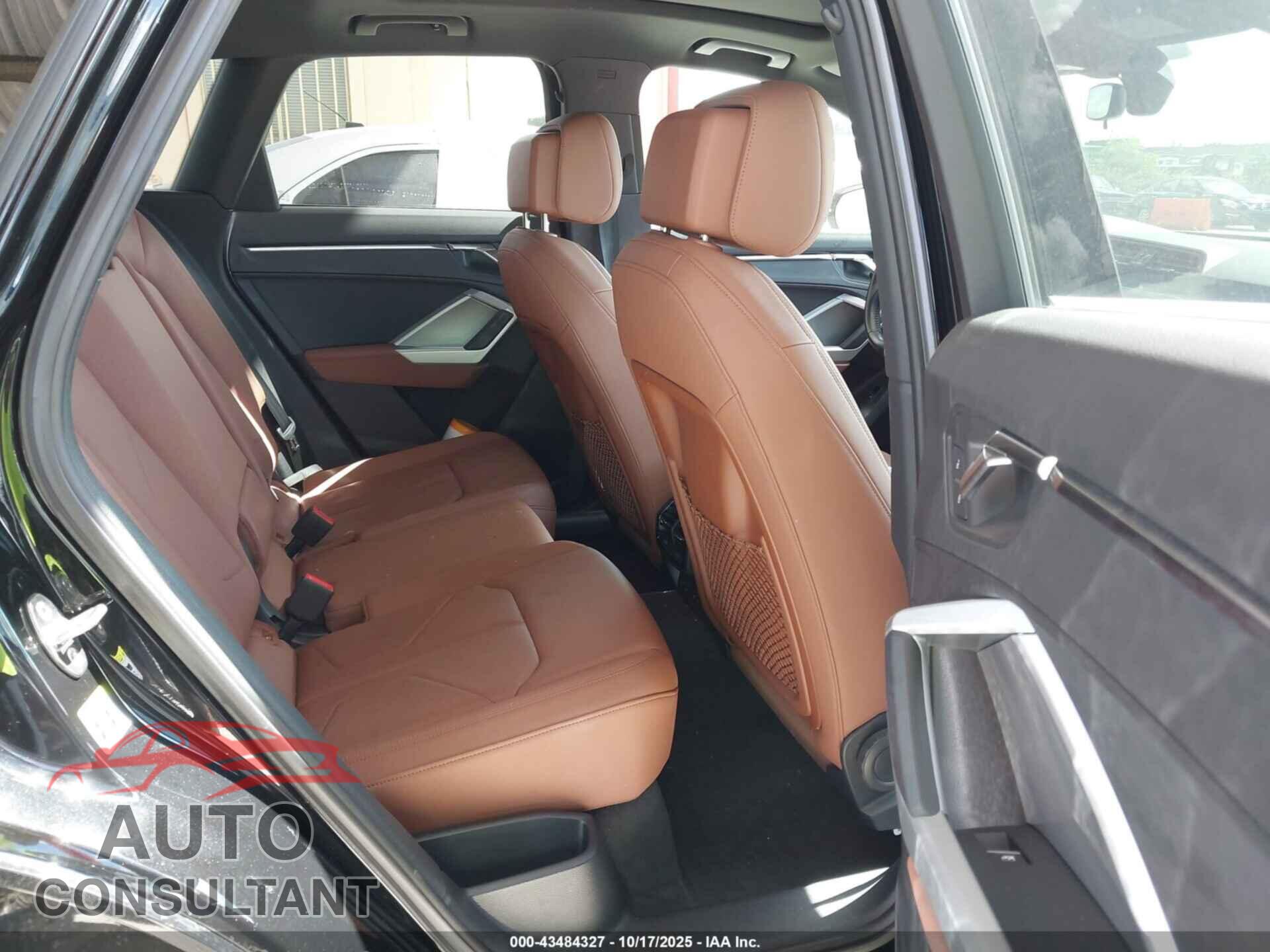 AUDI Q3 2020 - WA1AECF38L1035421