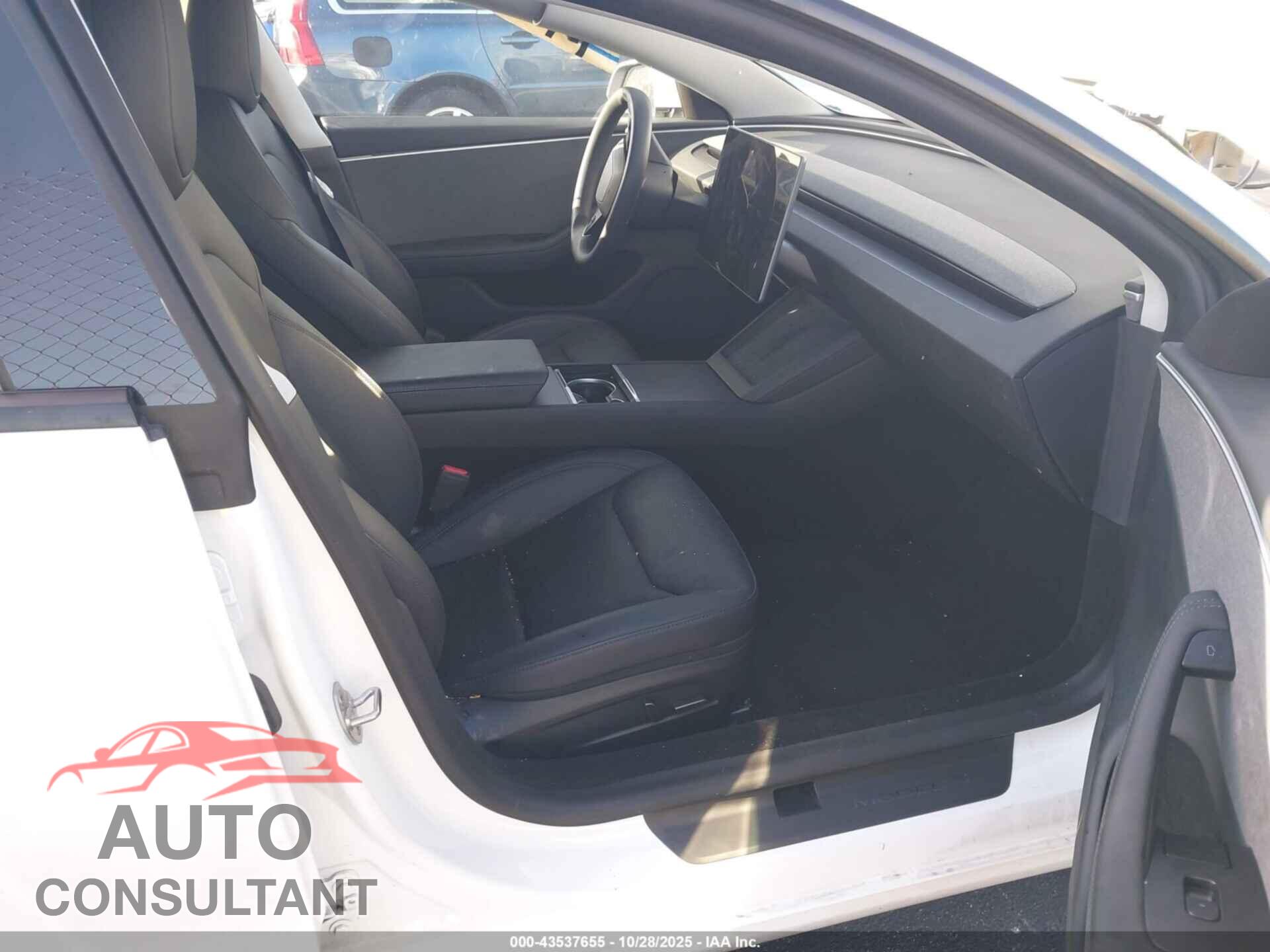 TESLA MODEL 3 2025 - 5YJ3E1EA2SF933926