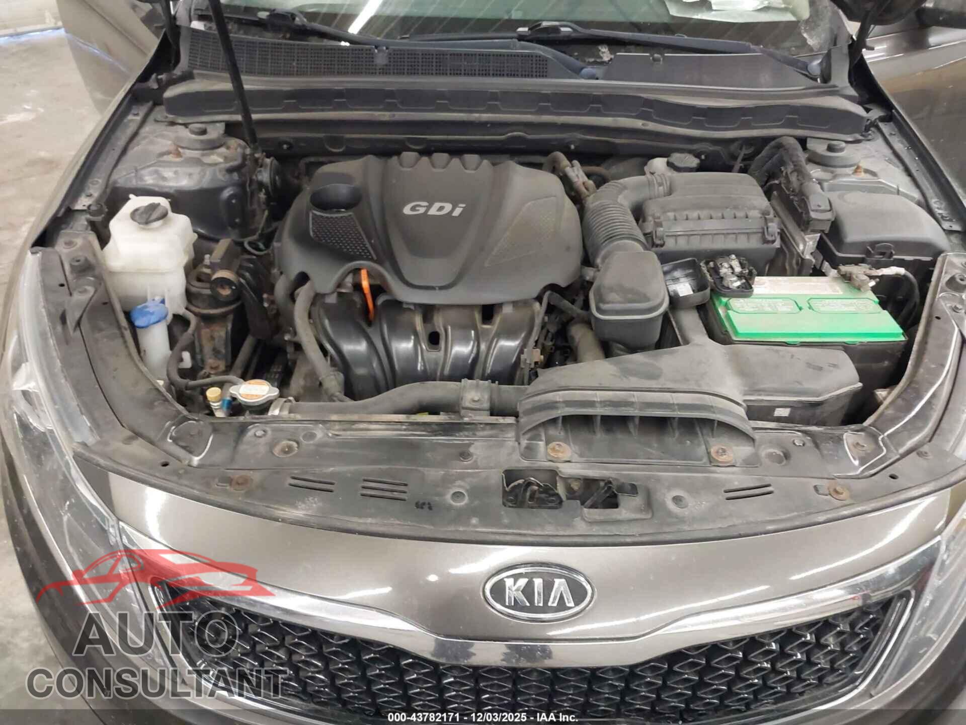 KIA OPTIMA 2011 - KNAGM4A70B5126626